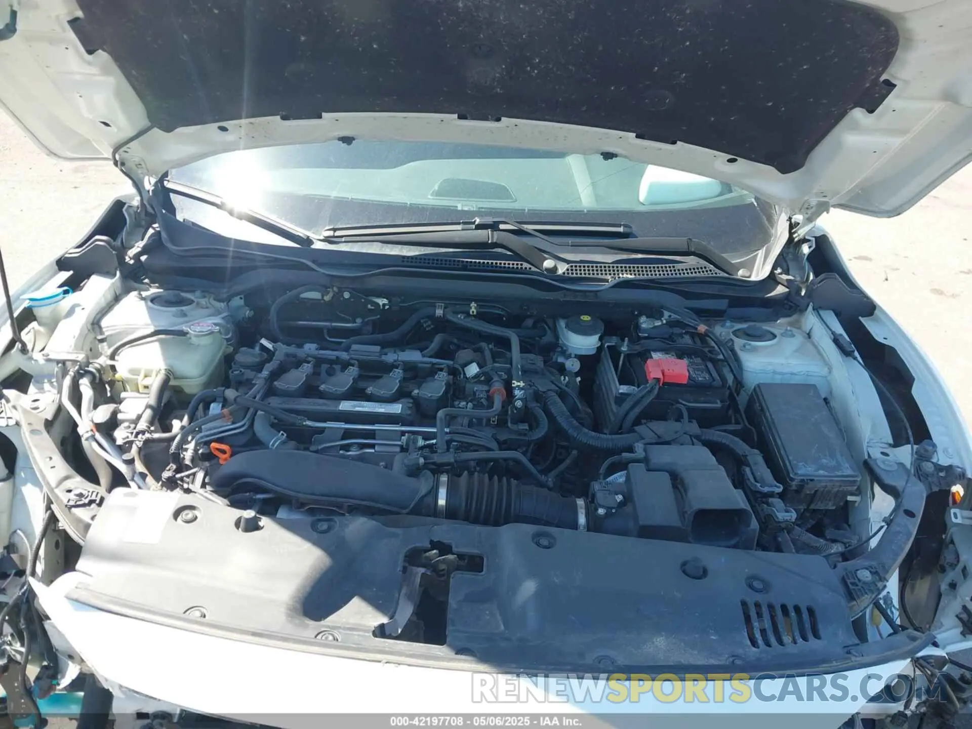 10 Photograph of a damaged car 2HGFC3B36KH351764 HONDA CIVIC 2019