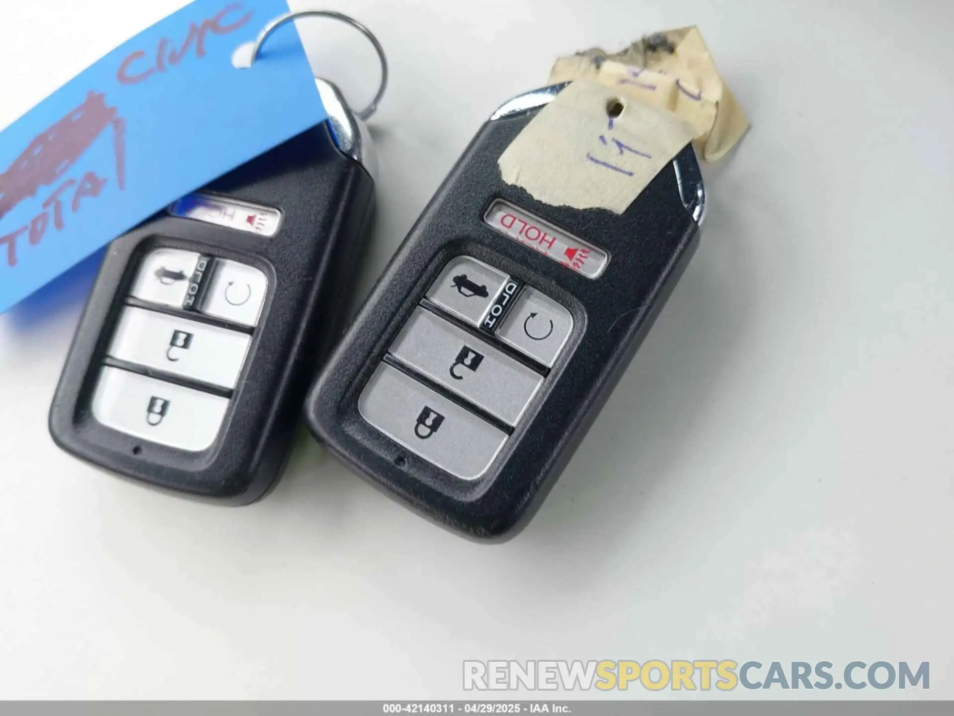 11 Photograph of a damaged car 2HGFC3B36KH353322 HONDA CIVIC 2019