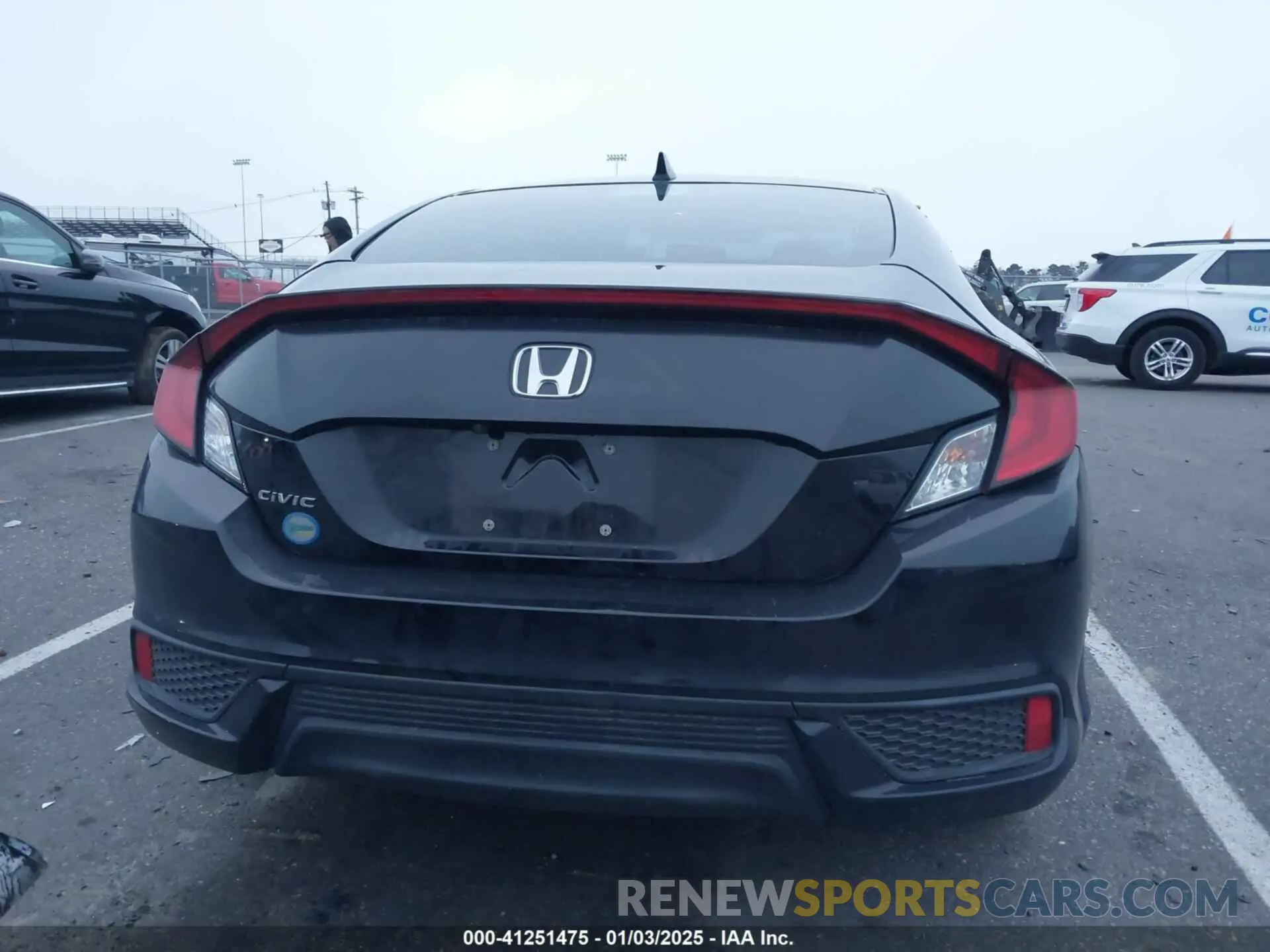 13 Photograph of a damaged car 2HGFC3B36KH357046 HONDA CIVIC 2019