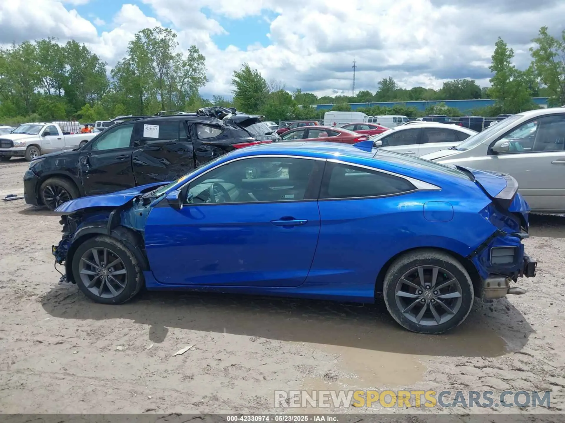 15 Photograph of a damaged car 2HGFC3B37KH351207 HONDA CIVIC 2019