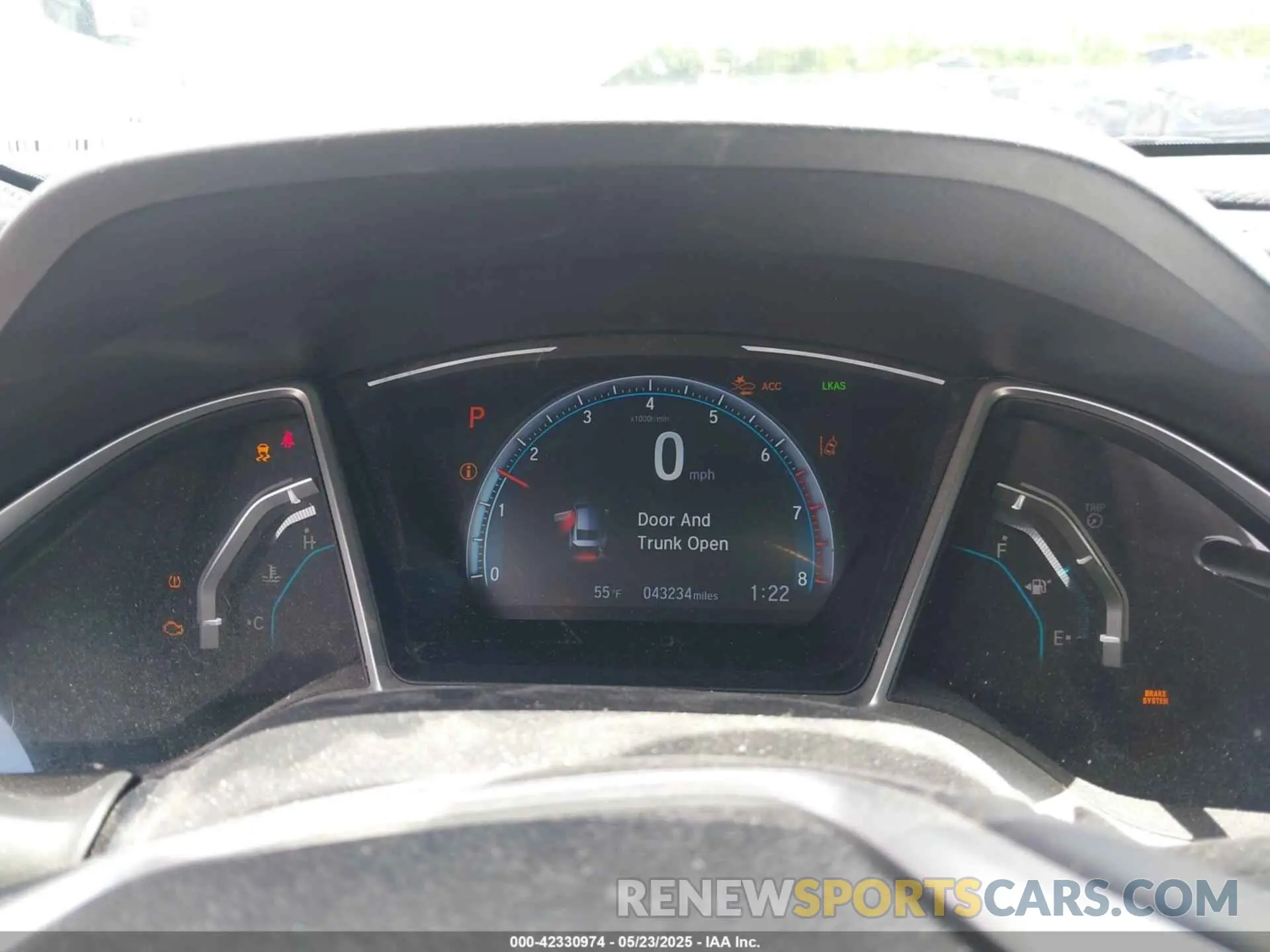 16 Photograph of a damaged car 2HGFC3B37KH351207 HONDA CIVIC 2019