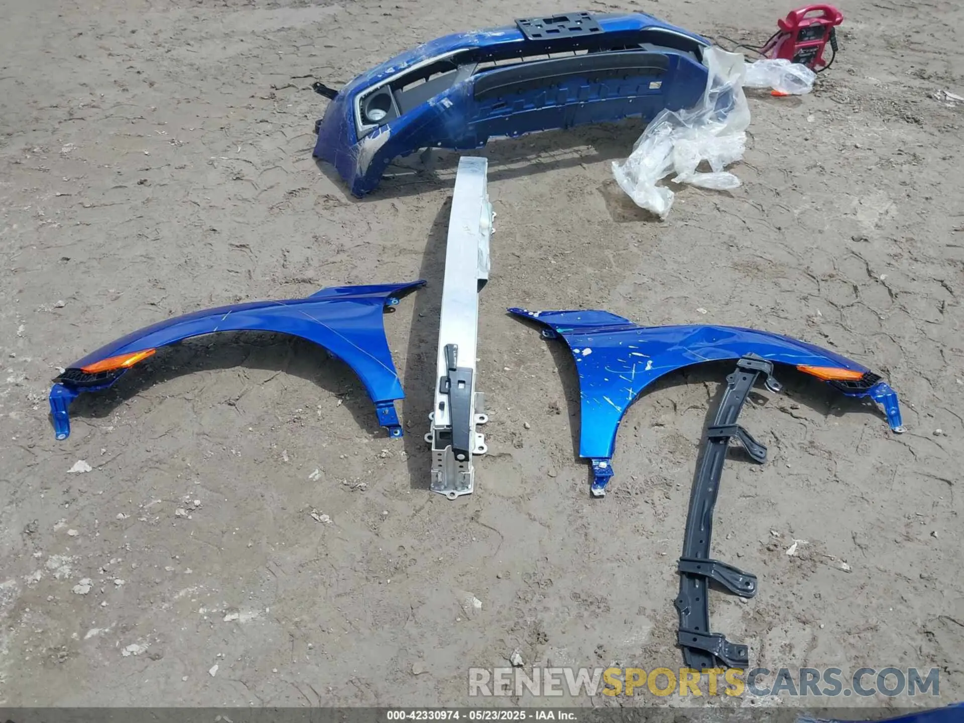 18 Photograph of a damaged car 2HGFC3B37KH351207 HONDA CIVIC 2019