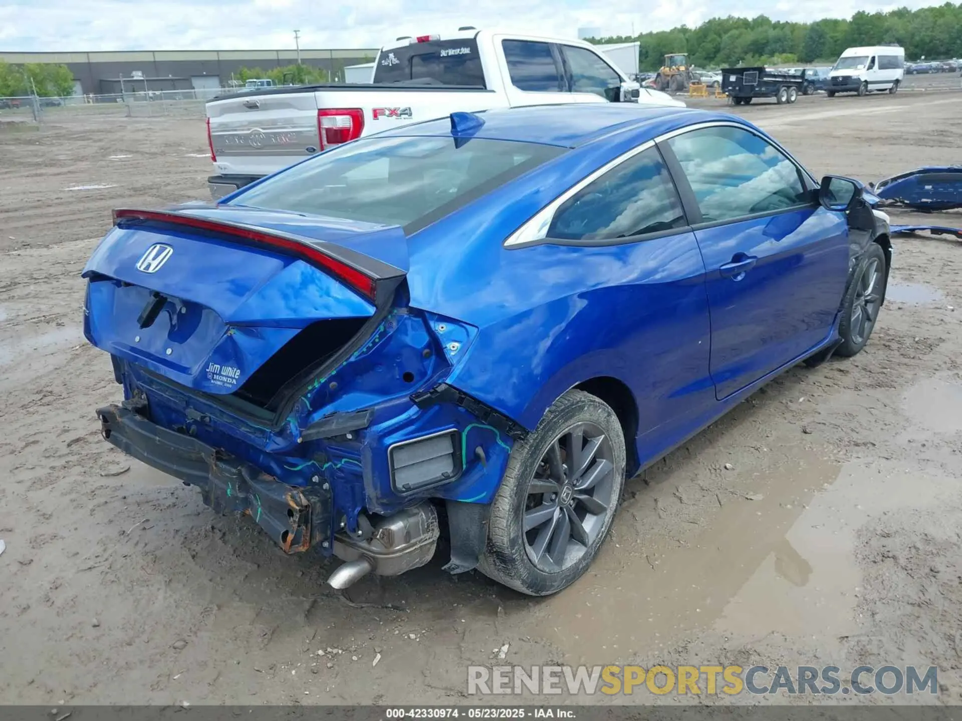 4 Photograph of a damaged car 2HGFC3B37KH351207 HONDA CIVIC 2019