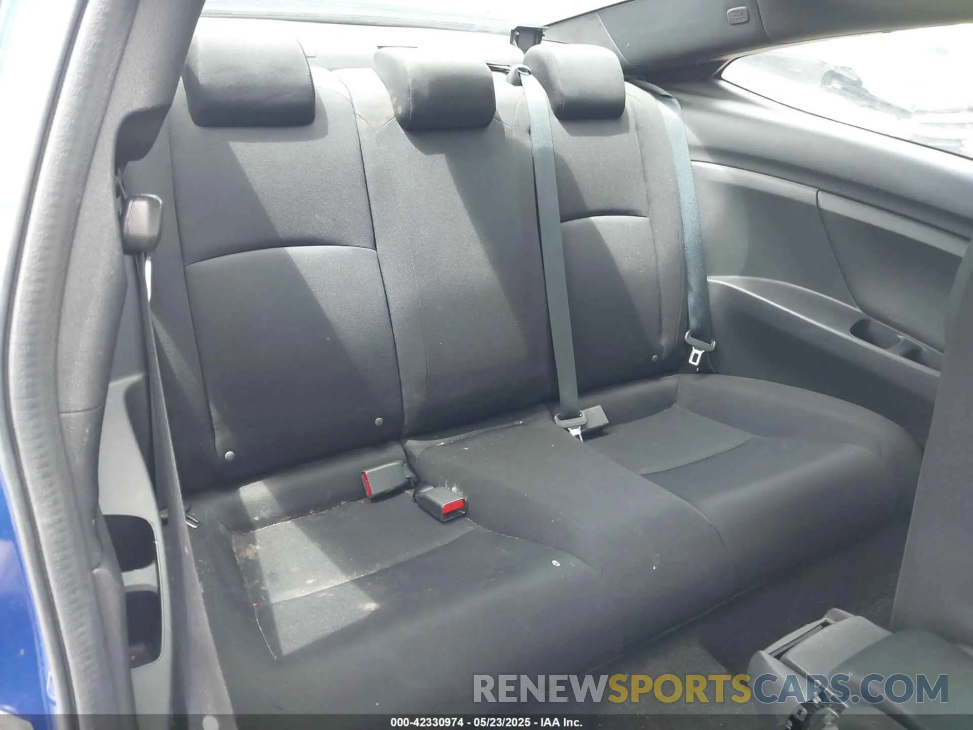 8 Photograph of a damaged car 2HGFC3B37KH351207 HONDA CIVIC 2019