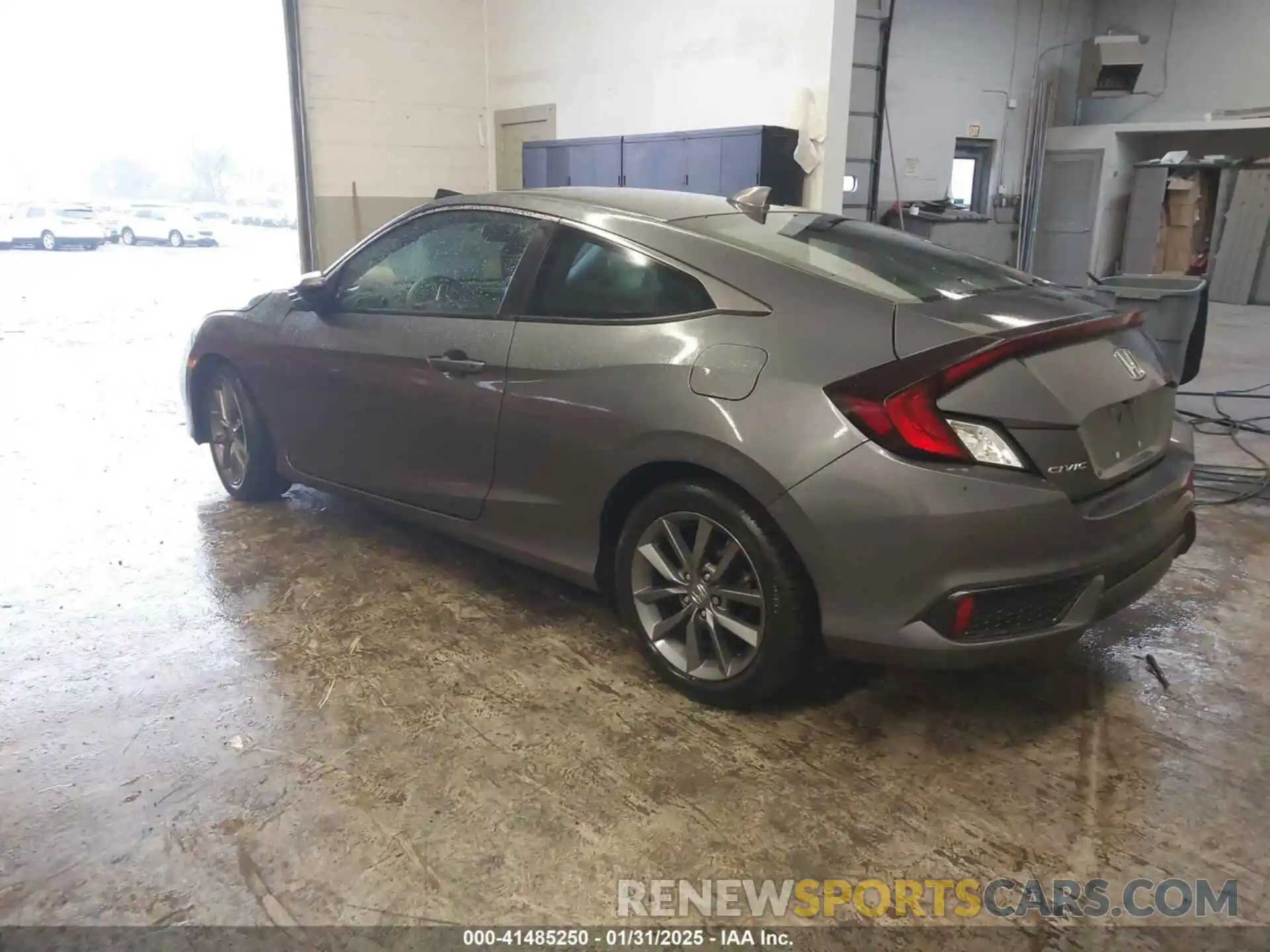 3 Photograph of a damaged car 2HGFC3B37KH352051 HONDA CIVIC 2019