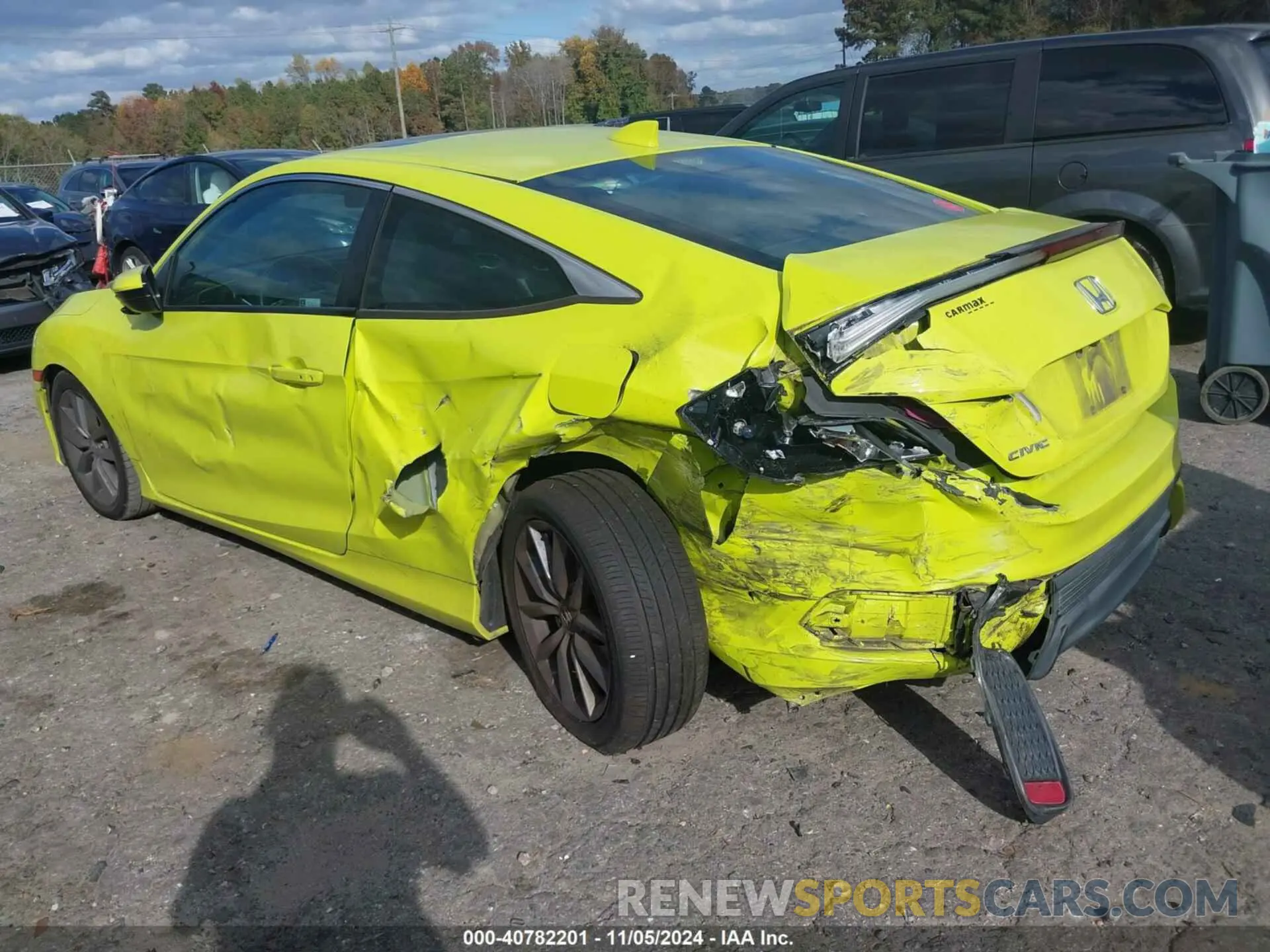 3 Photograph of a damaged car 2HGFC3B37KH355208 HONDA CIVIC 2019