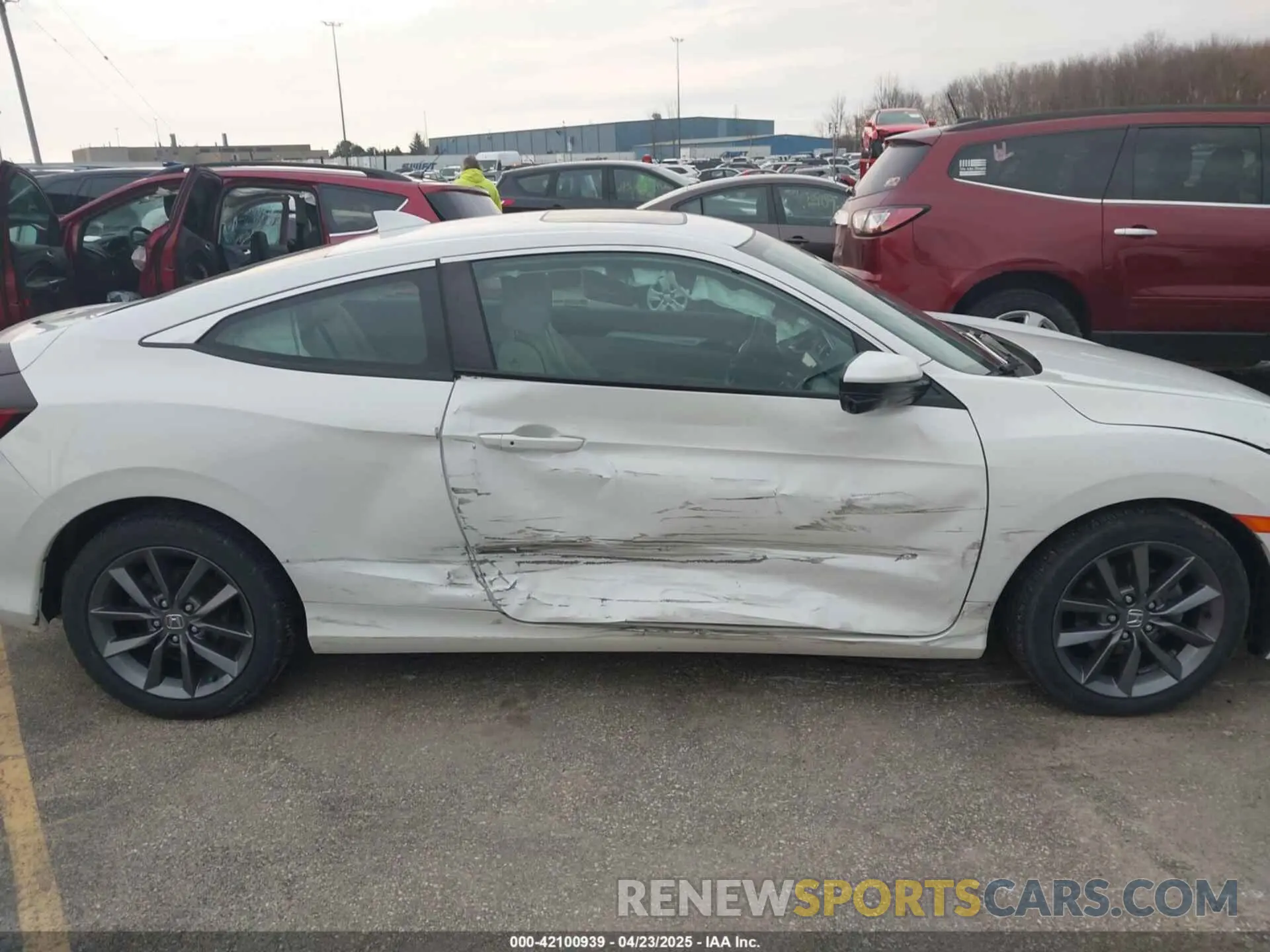 13 Photograph of a damaged car 2HGFC3B38KH350275 HONDA CIVIC 2019