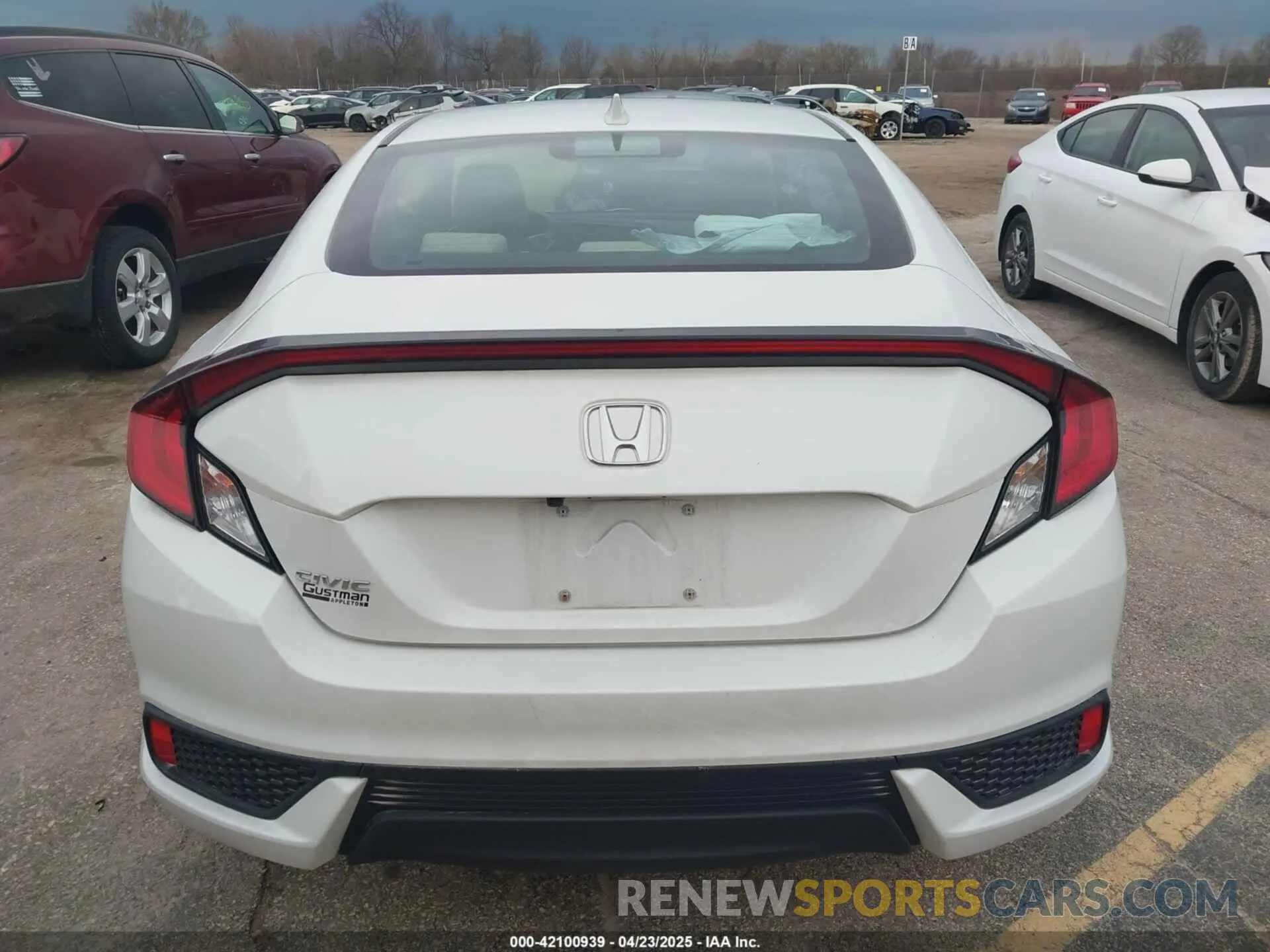 16 Photograph of a damaged car 2HGFC3B38KH350275 HONDA CIVIC 2019