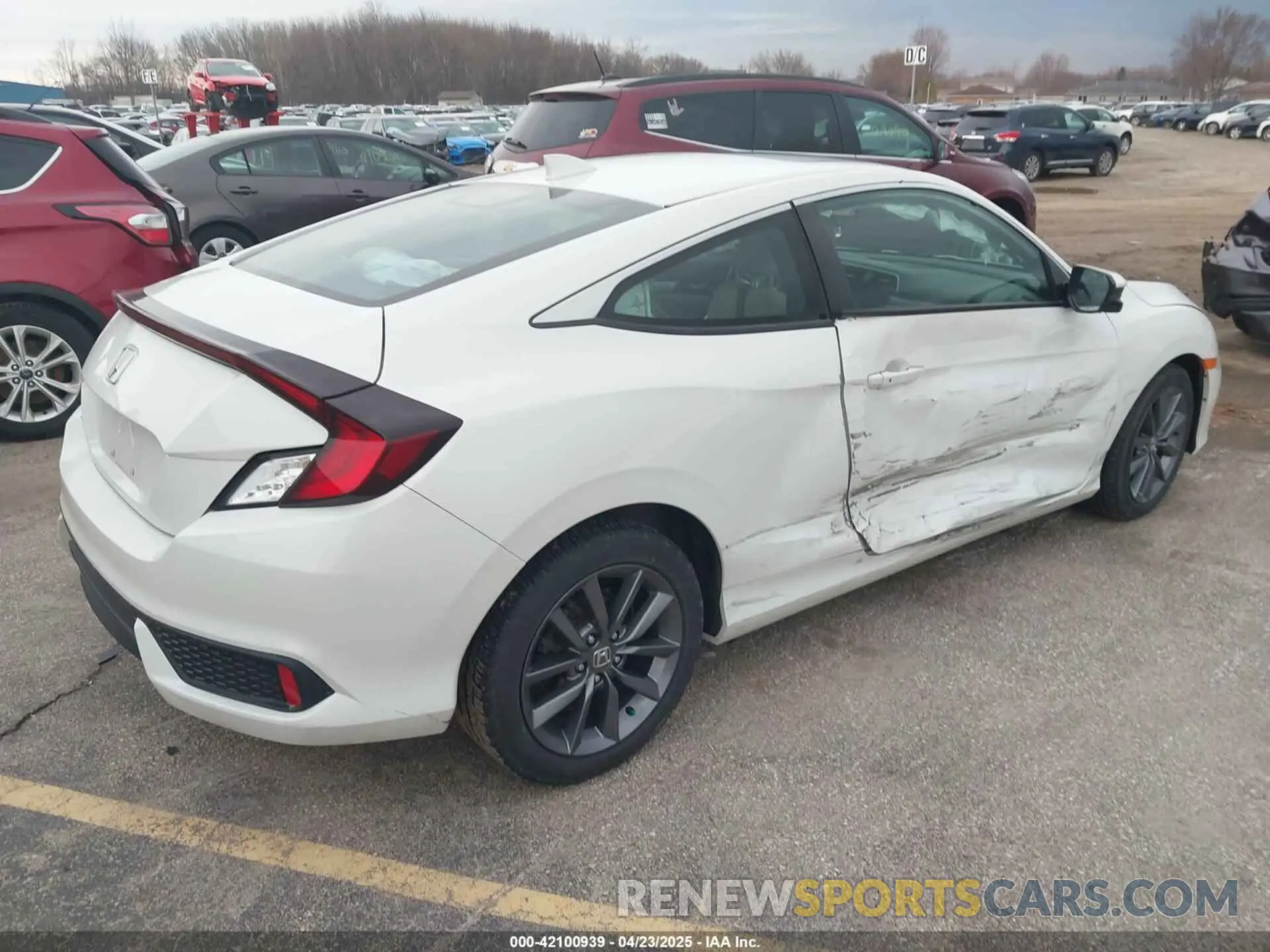4 Photograph of a damaged car 2HGFC3B38KH350275 HONDA CIVIC 2019