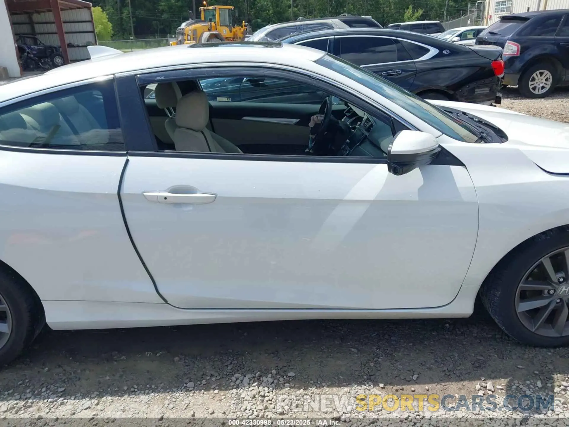 13 Photograph of a damaged car 2HGFC3B39KH357459 HONDA CIVIC 2019