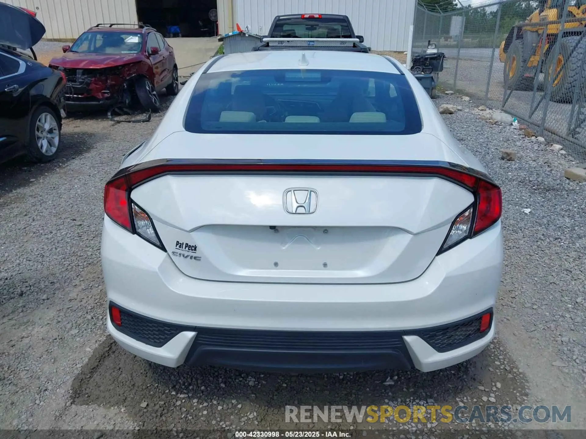 16 Photograph of a damaged car 2HGFC3B39KH357459 HONDA CIVIC 2019