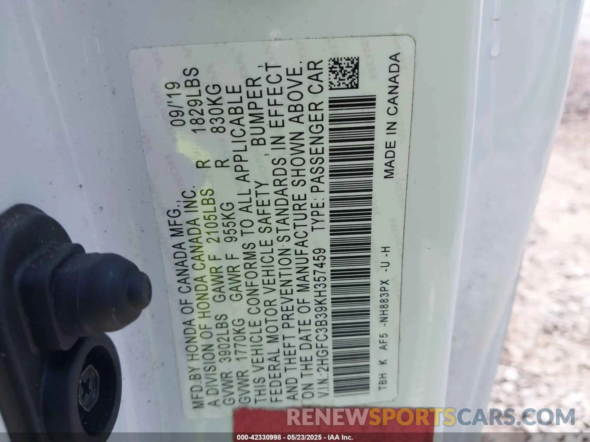 9 Photograph of a damaged car 2HGFC3B39KH357459 HONDA CIVIC 2019
