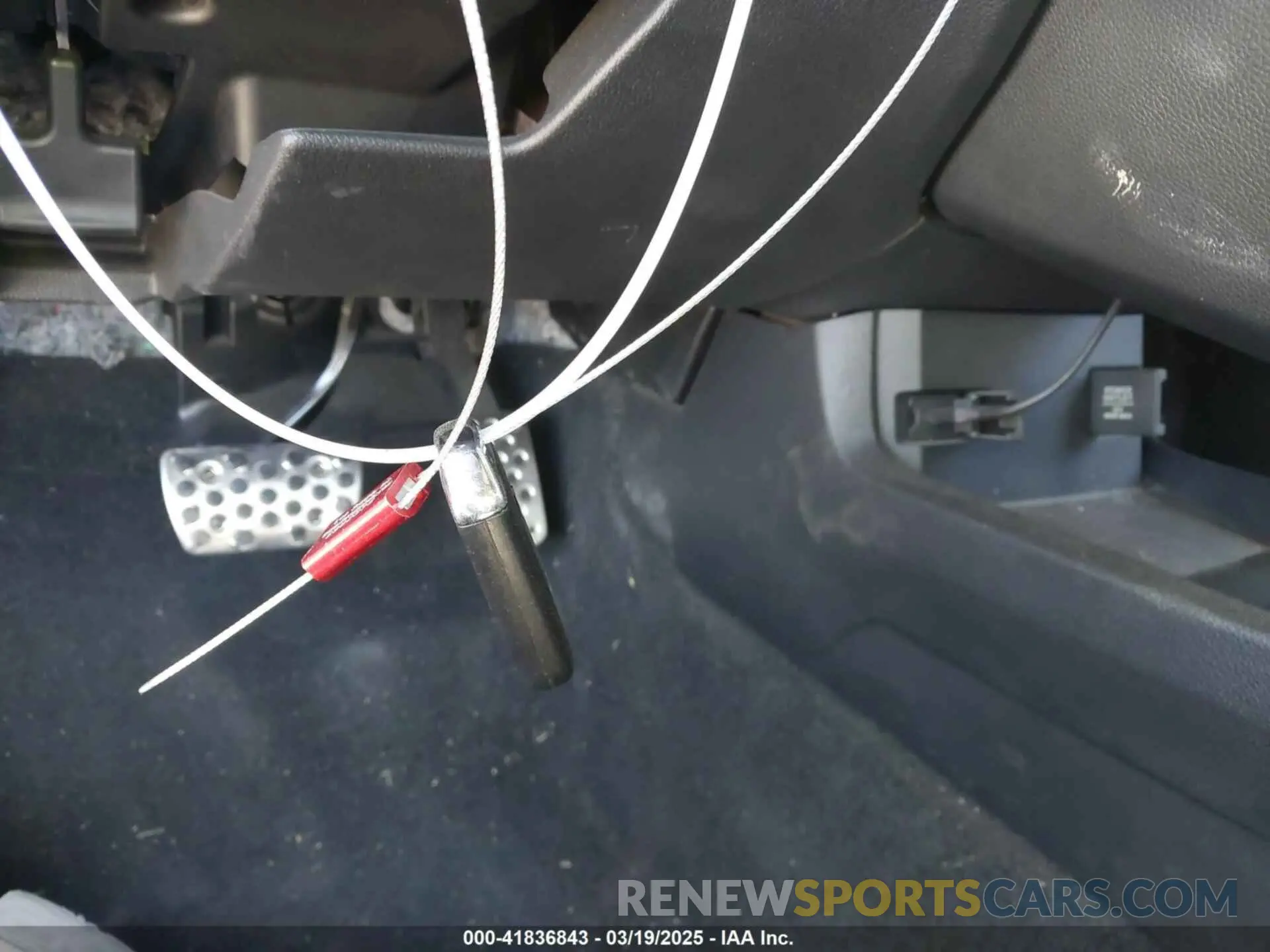 11 Photograph of a damaged car 2HGFC3B92KH353791 HONDA CIVIC 2019