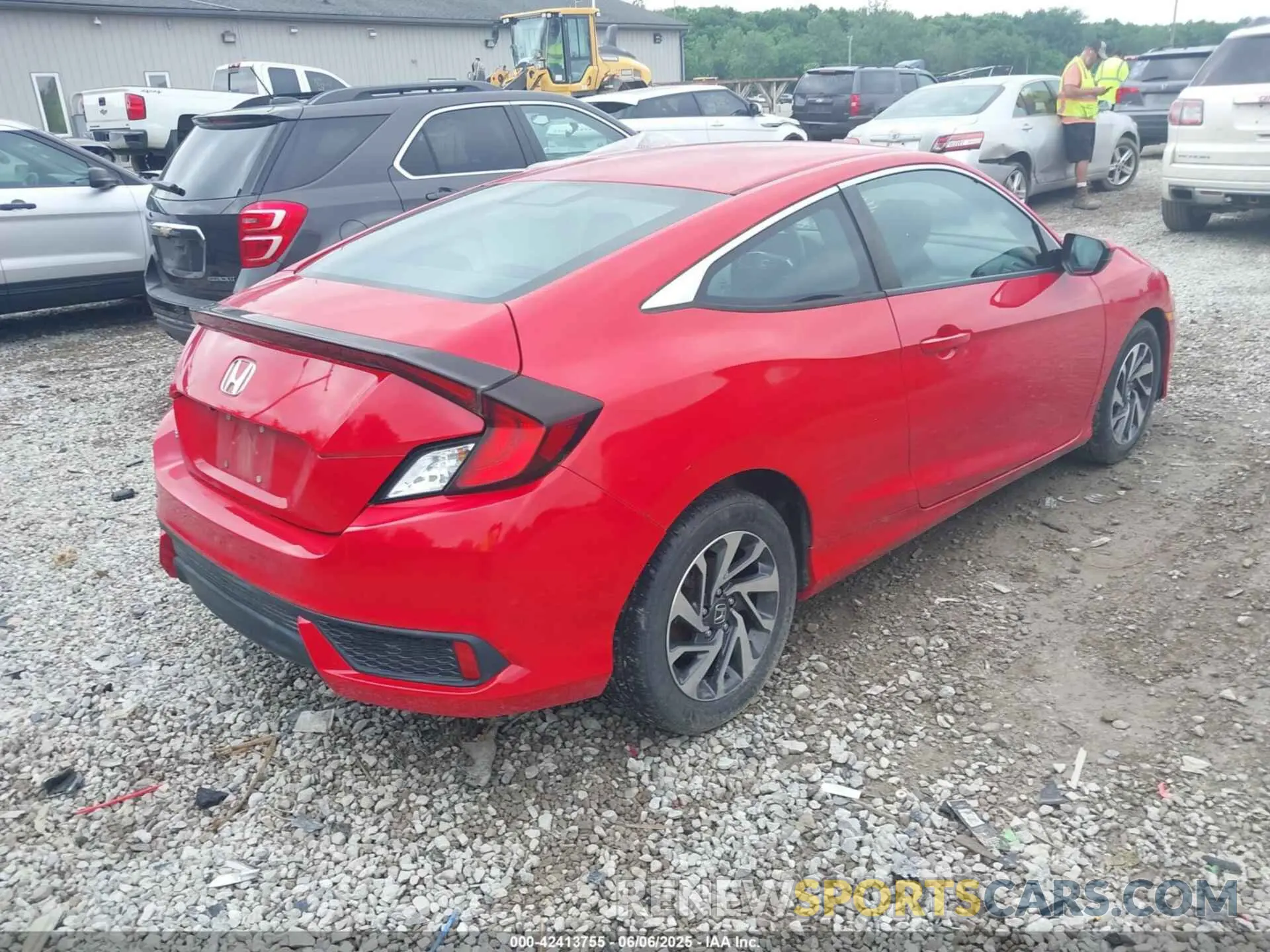 4 Photograph of a damaged car 2HGFC4B61KH307526 HONDA CIVIC 2019