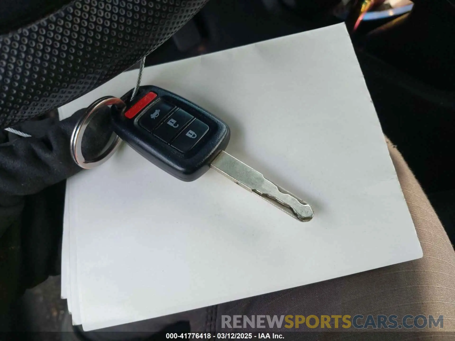 11 Photograph of a damaged car 2HGFC4B64KH308301 HONDA CIVIC 2019