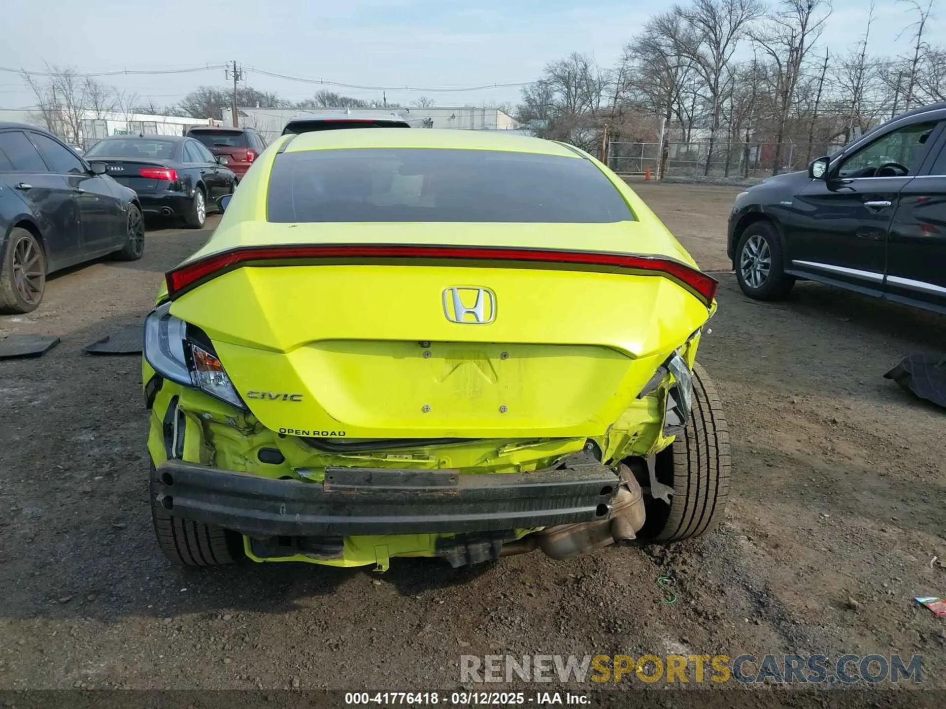 16 Photograph of a damaged car 2HGFC4B64KH308301 HONDA CIVIC 2019
