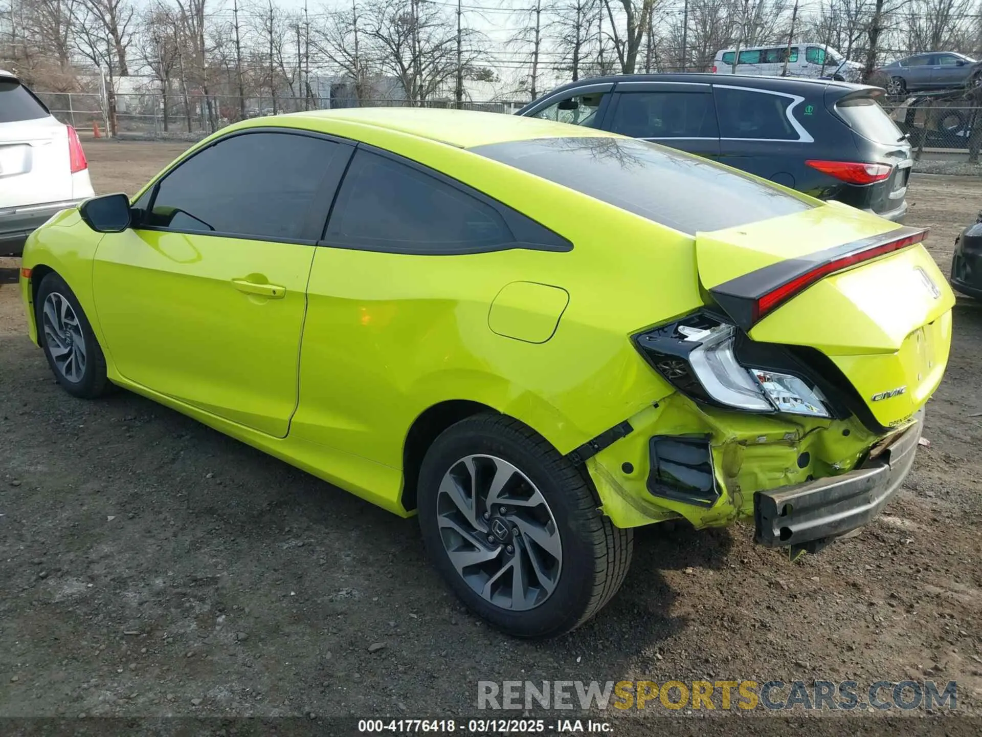 3 Photograph of a damaged car 2HGFC4B64KH308301 HONDA CIVIC 2019