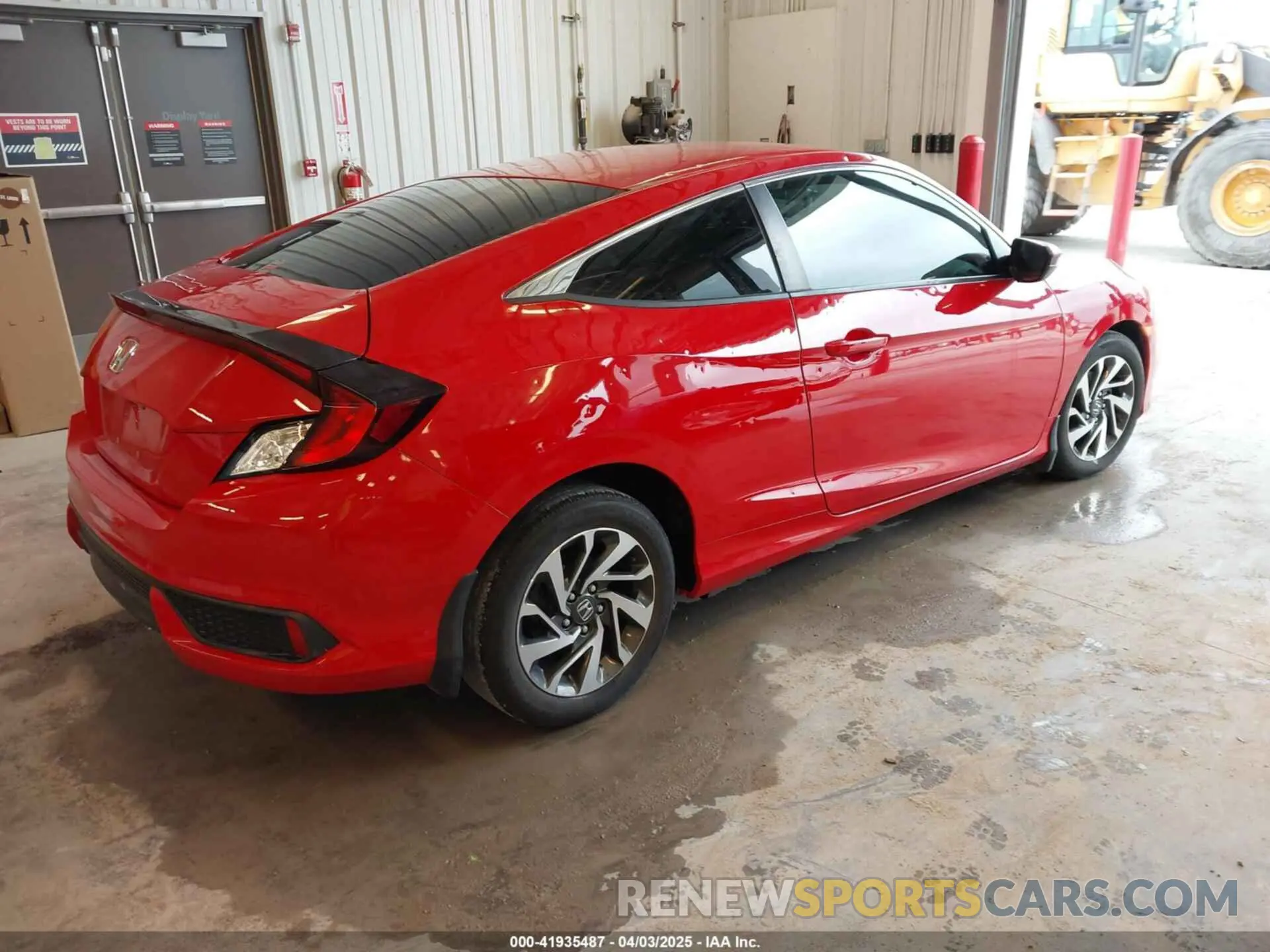 4 Photograph of a damaged car 2HGFC4B66KH305884 HONDA CIVIC 2019