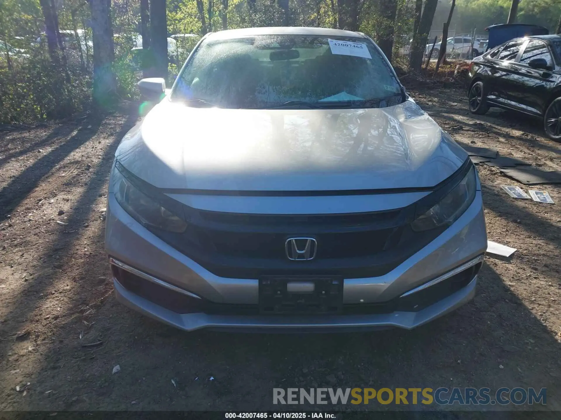 12 Photograph of a damaged car 2HGFC4B69KH304034 HONDA CIVIC 2019