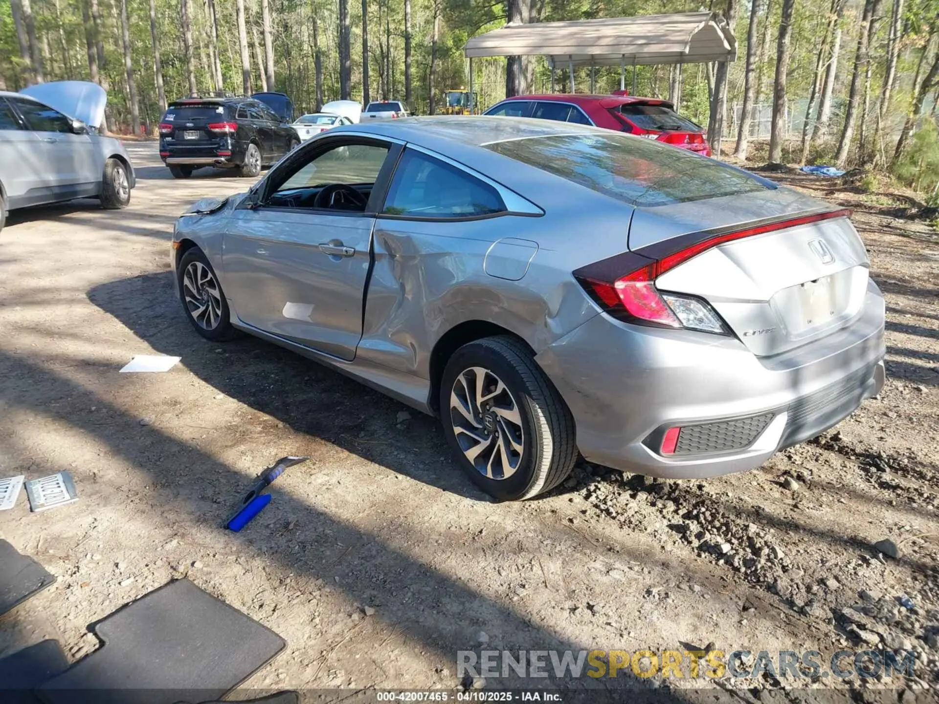 3 Photograph of a damaged car 2HGFC4B69KH304034 HONDA CIVIC 2019