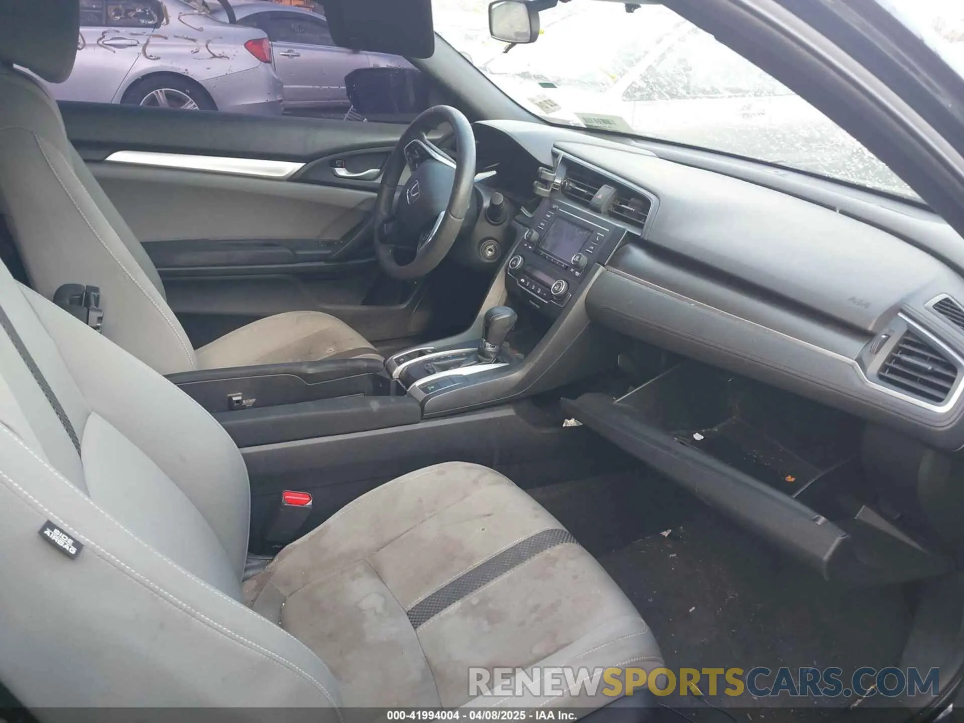 5 Photograph of a damaged car 2HGFC4B6XKH305645 HONDA CIVIC 2019