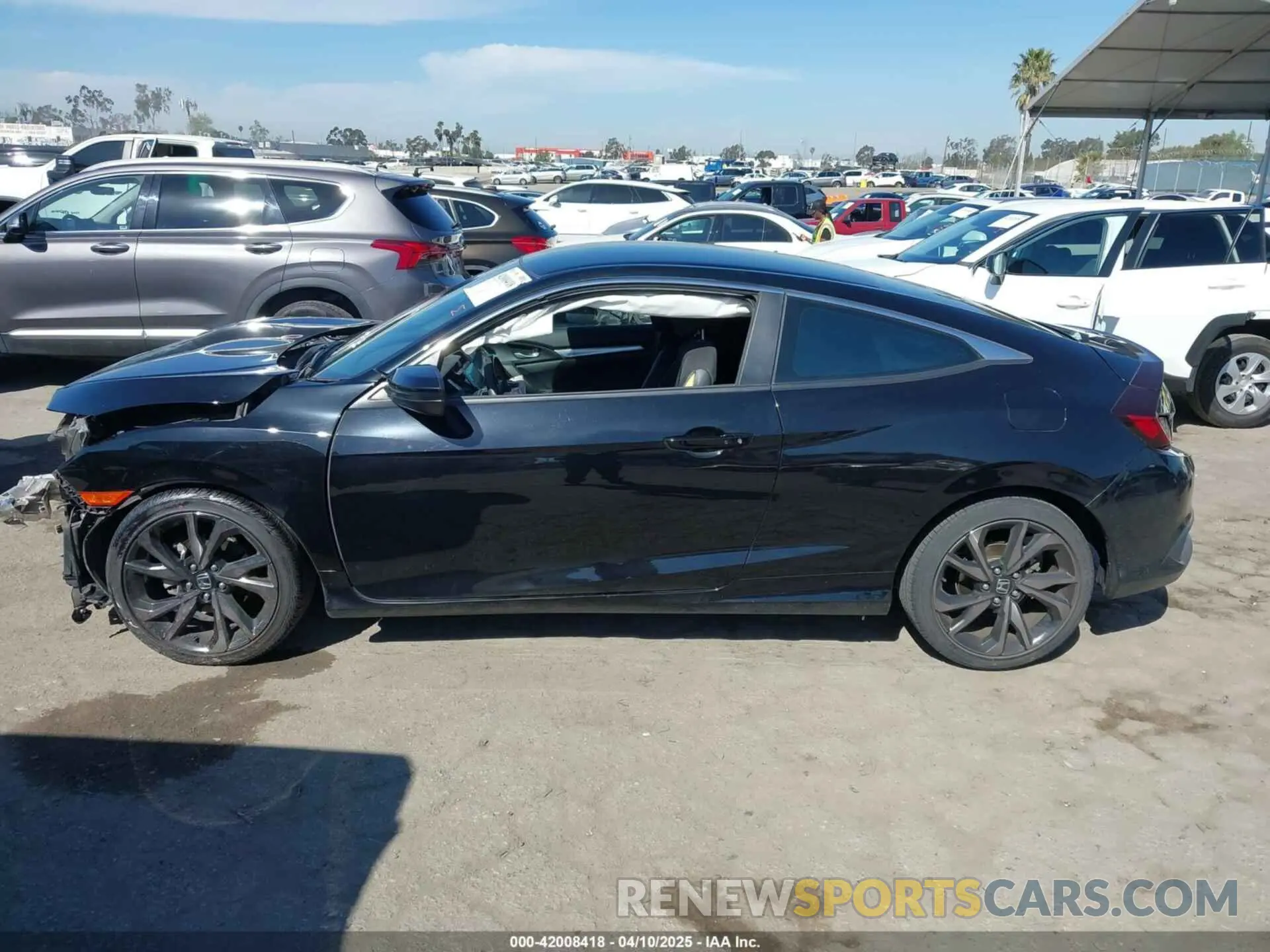15 Photograph of a damaged car 2HGFC4B80KH306420 HONDA CIVIC 2019