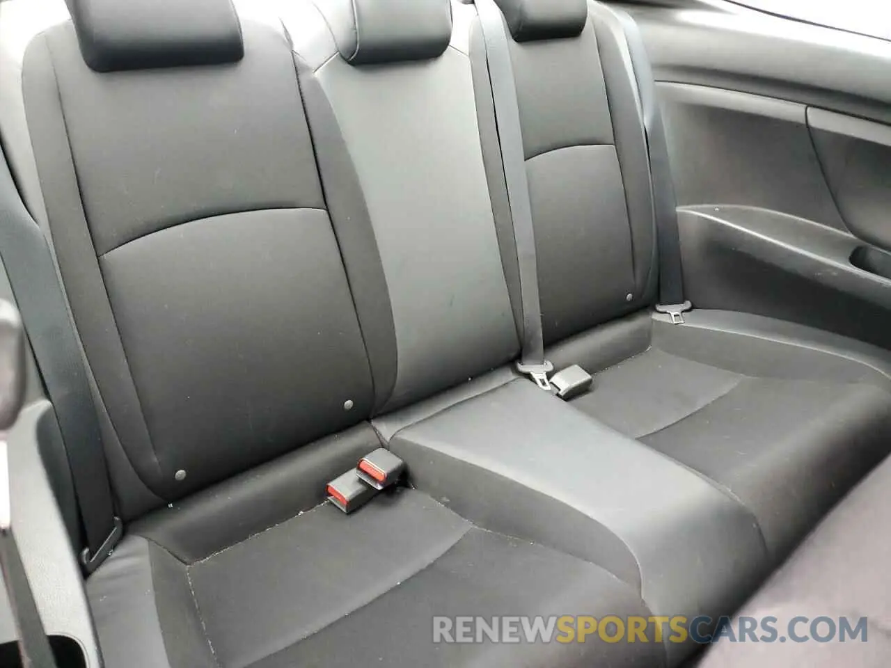 10 Photograph of a damaged car 2HGFC4B80KH306661 HONDA CIVIC 2019