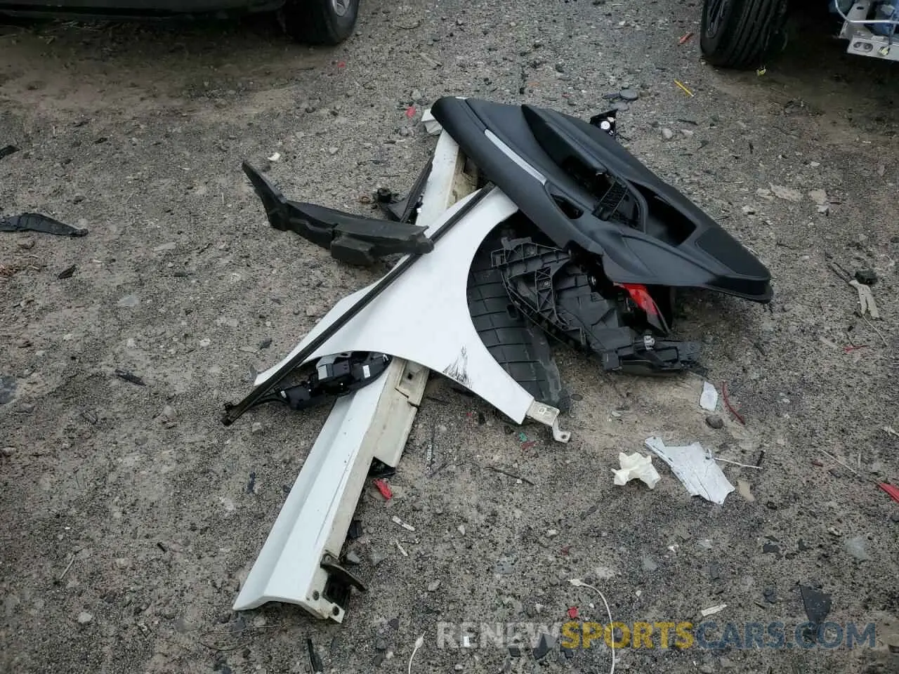 12 Photograph of a damaged car 2HGFC4B80KH309558 HONDA CIVIC 2019
