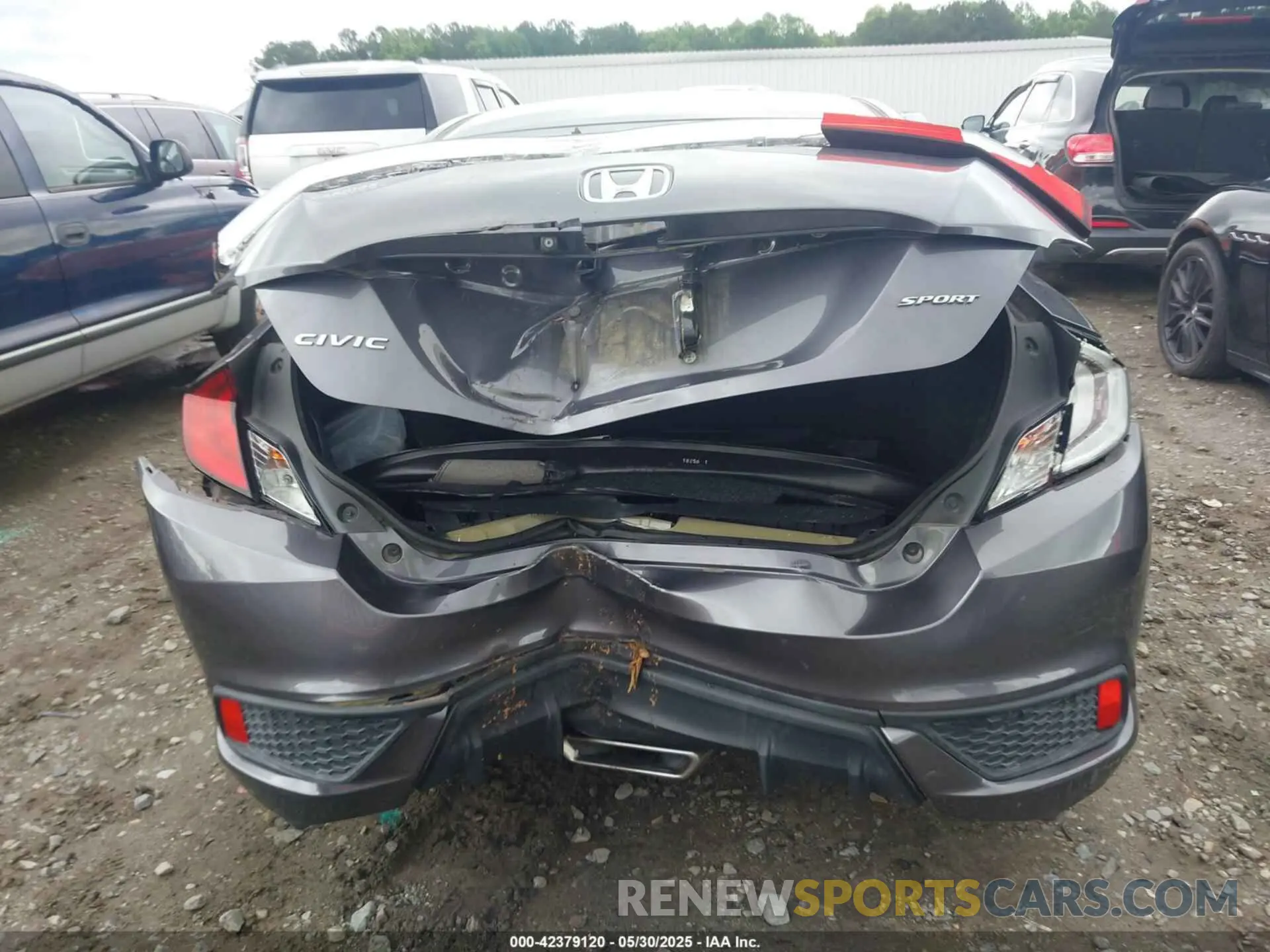 6 Photograph of a damaged car 2HGFC4B82KH301283 HONDA CIVIC 2019