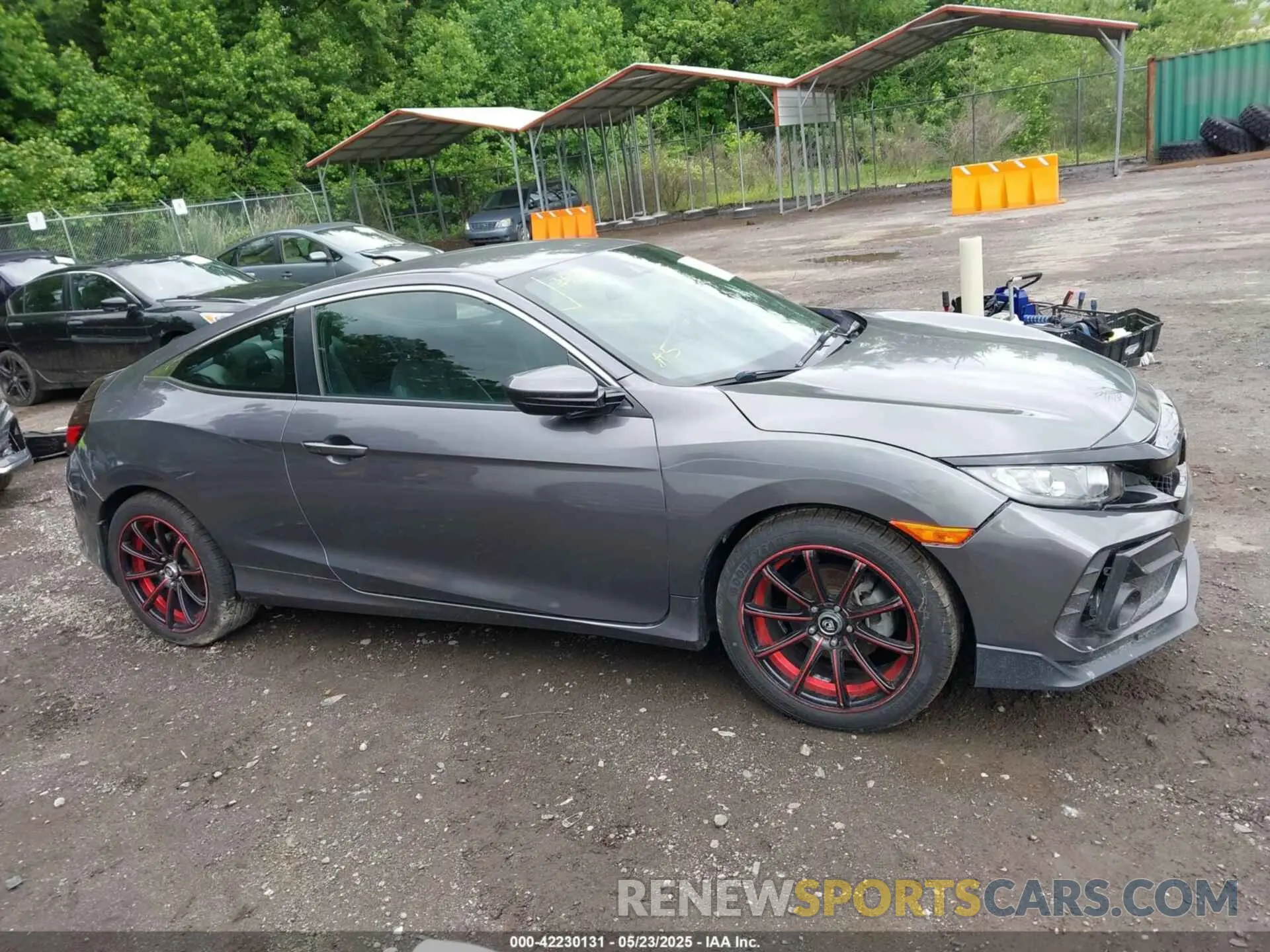 13 Photograph of a damaged car 2HGFC4B82KH304295 HONDA CIVIC 2019