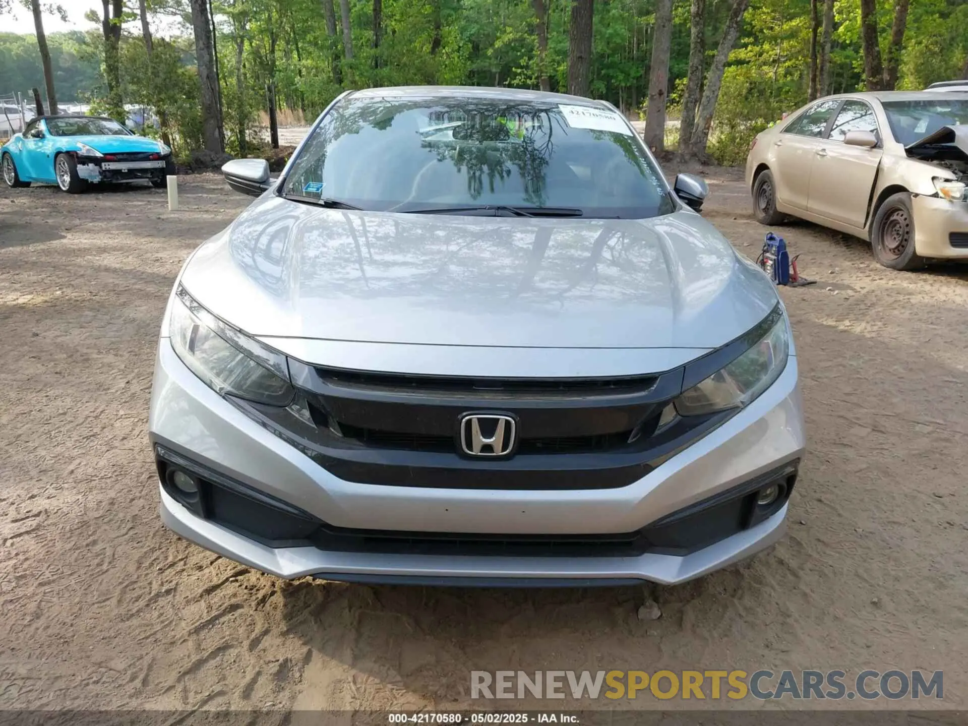 12 Photograph of a damaged car 2HGFC4B82KH307570 HONDA CIVIC 2019