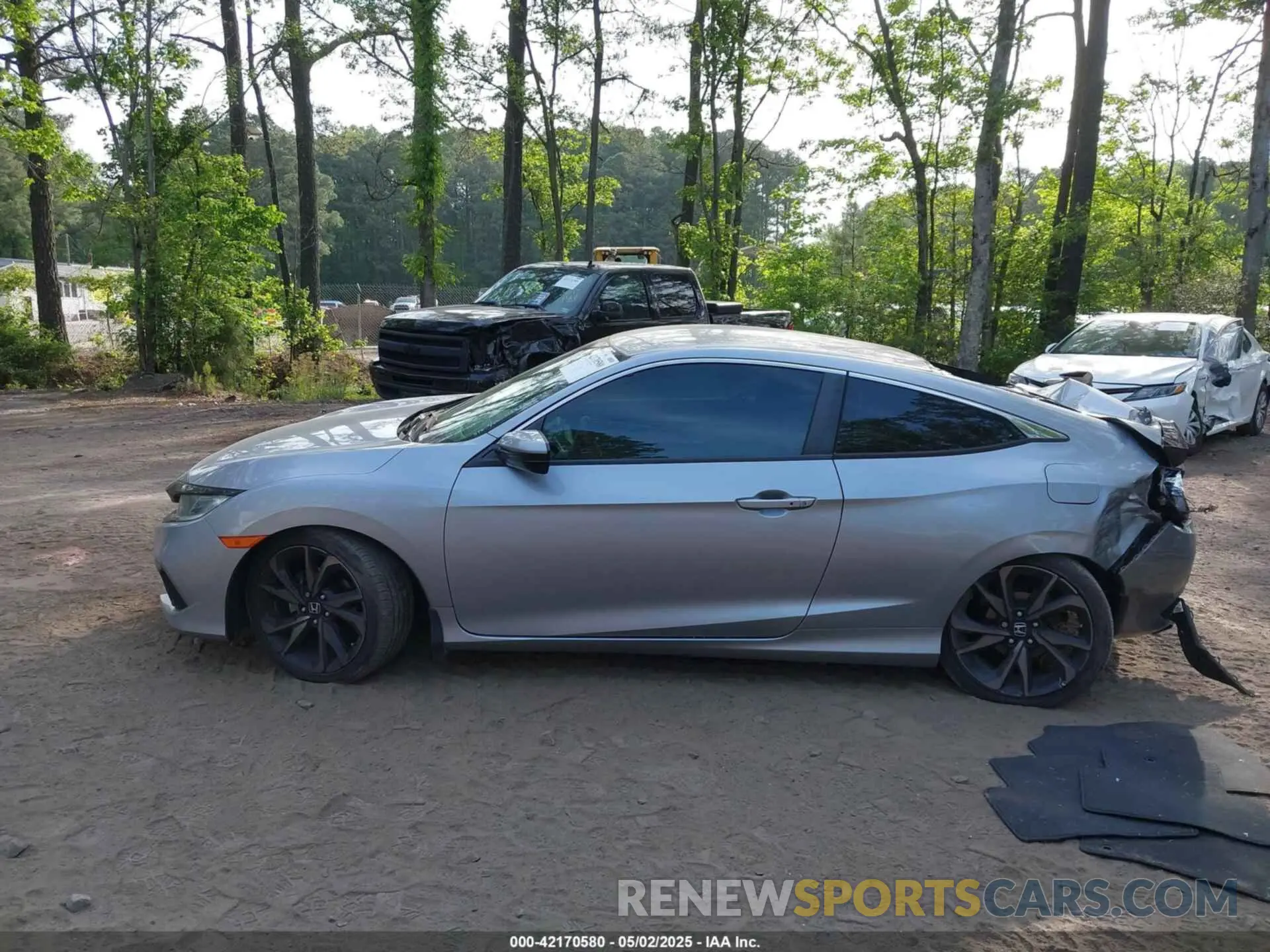 14 Photograph of a damaged car 2HGFC4B82KH307570 HONDA CIVIC 2019
