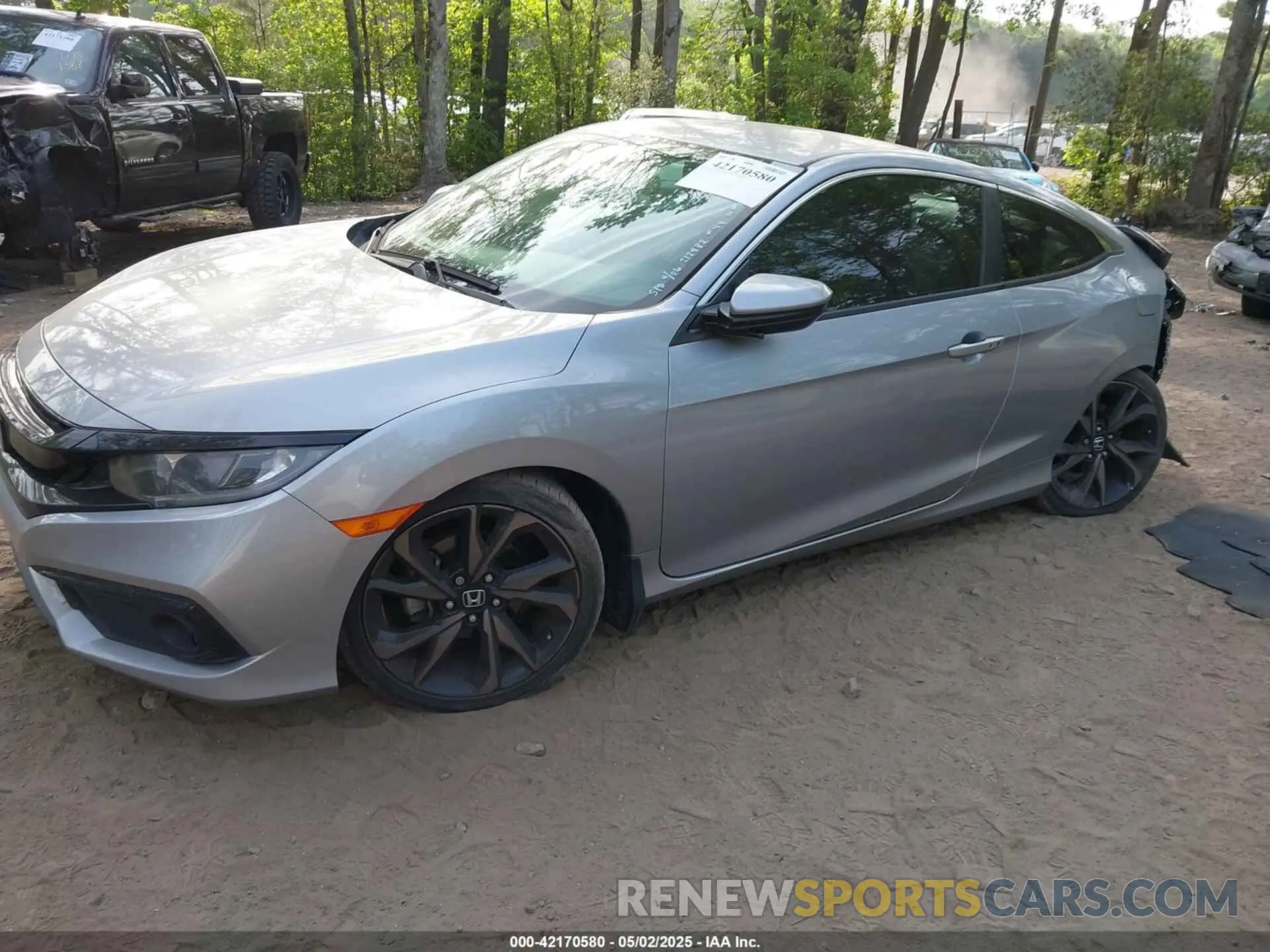 2 Photograph of a damaged car 2HGFC4B82KH307570 HONDA CIVIC 2019