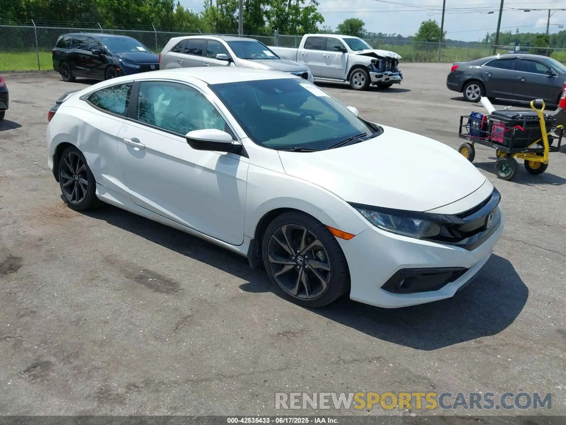 1 Photograph of a damaged car 2HGFC4B83KH300594 HONDA CIVIC 2019