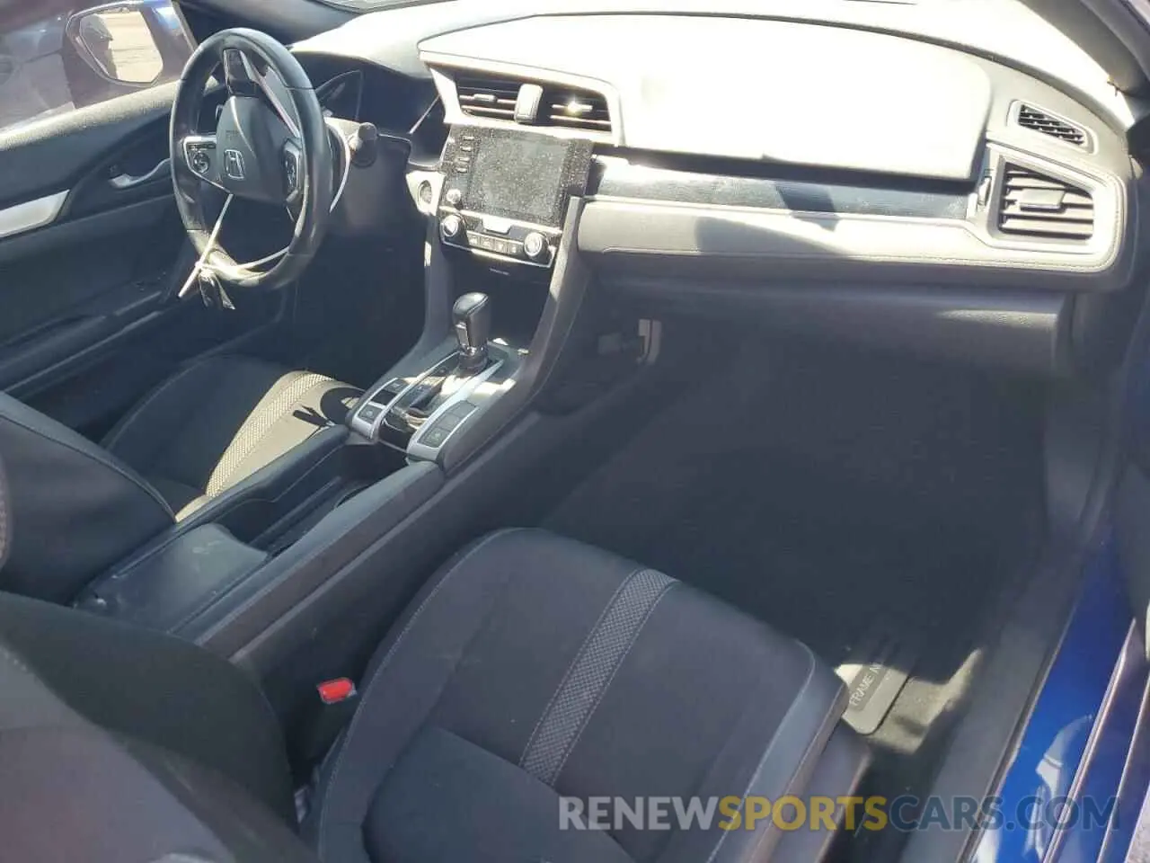 8 Photograph of a damaged car 2HGFC4B84KH305819 HONDA CIVIC 2019