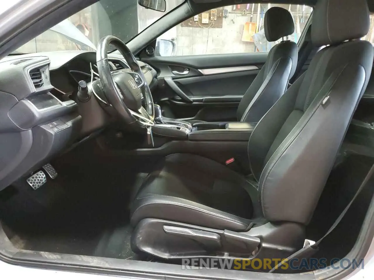 7 Photograph of a damaged car 2HGFC4B85KH301083 HONDA CIVIC 2019