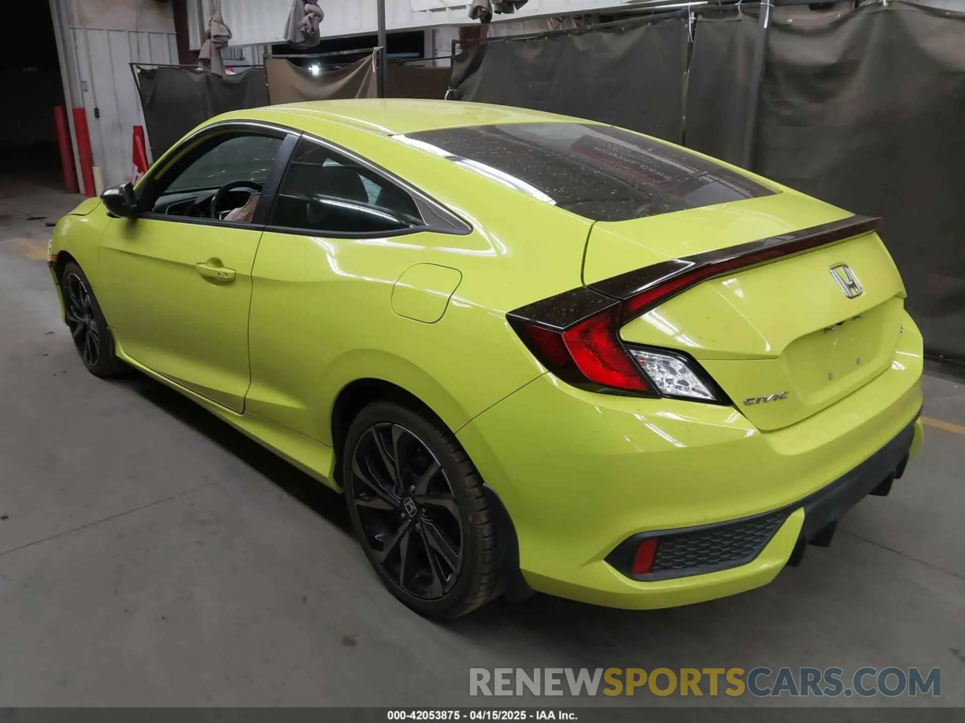 3 Photograph of a damaged car 2HGFC4B88KH305211 HONDA CIVIC 2019