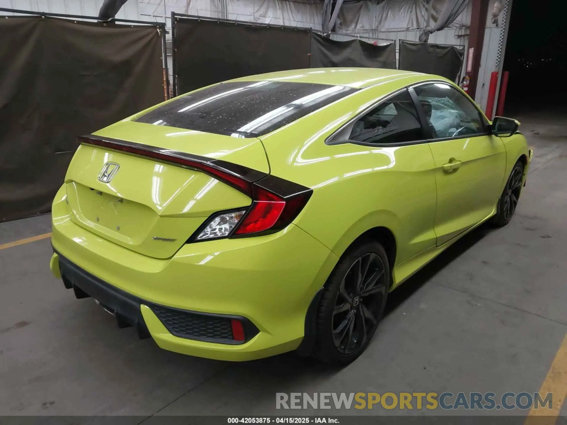 4 Photograph of a damaged car 2HGFC4B88KH305211 HONDA CIVIC 2019