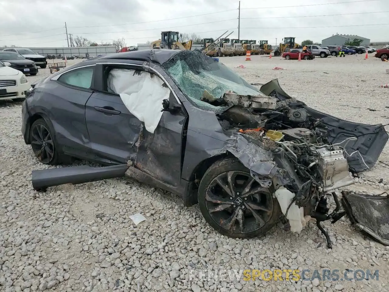 4 Photograph of a damaged car 2HGFC4B89KH304116 HONDA CIVIC 2019