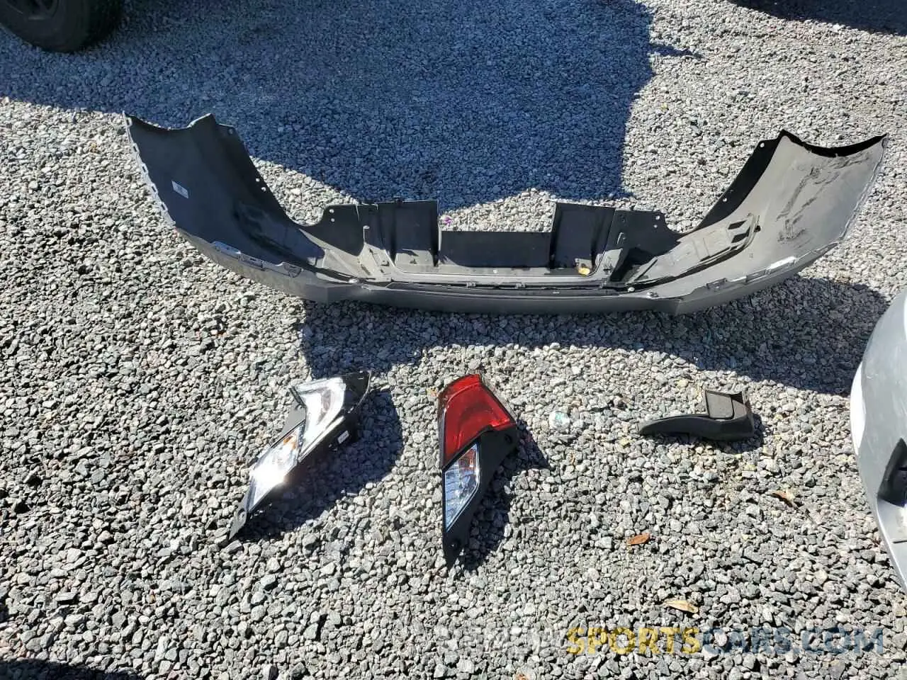 12 Photograph of a damaged car 2HGFC4B8XKH305971 HONDA CIVIC 2019