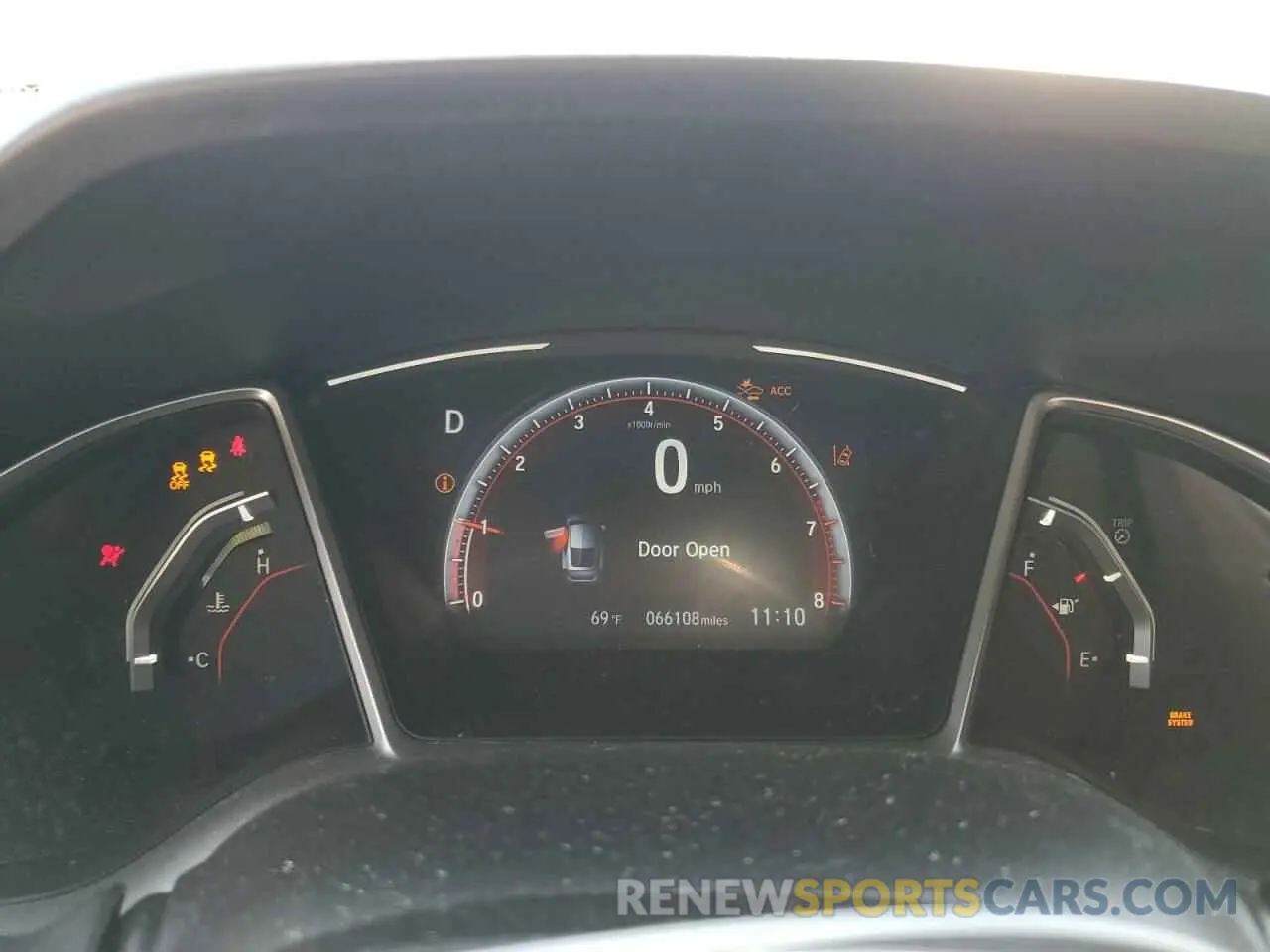9 Photograph of a damaged car 2HGFC4B8XKH305971 HONDA CIVIC 2019