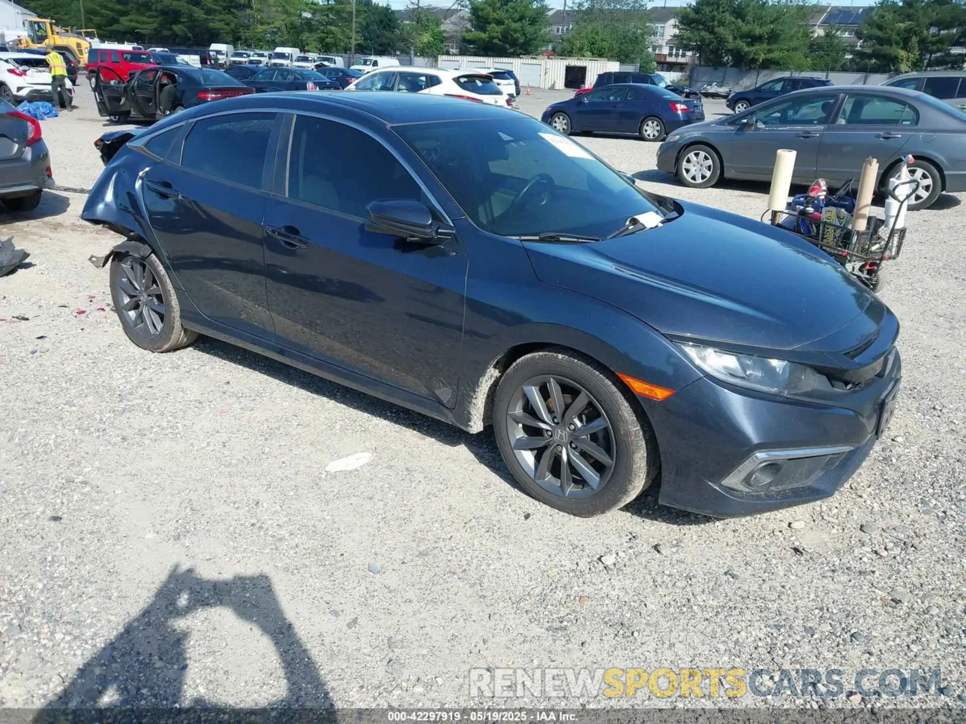 1 Photograph of a damaged car JHMFC1F30KX006740 HONDA CIVIC 2019
