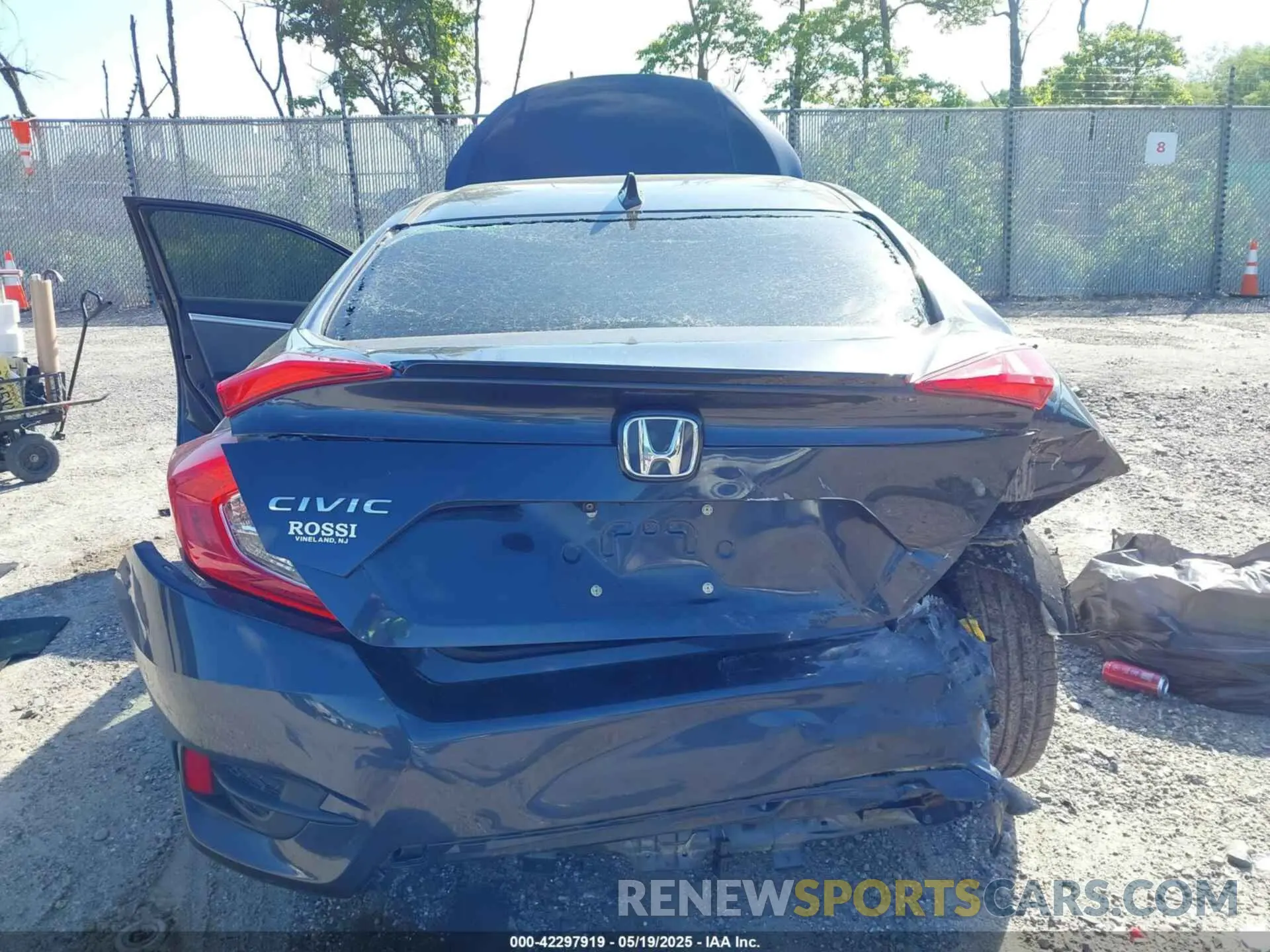 16 Photograph of a damaged car JHMFC1F30KX006740 HONDA CIVIC 2019