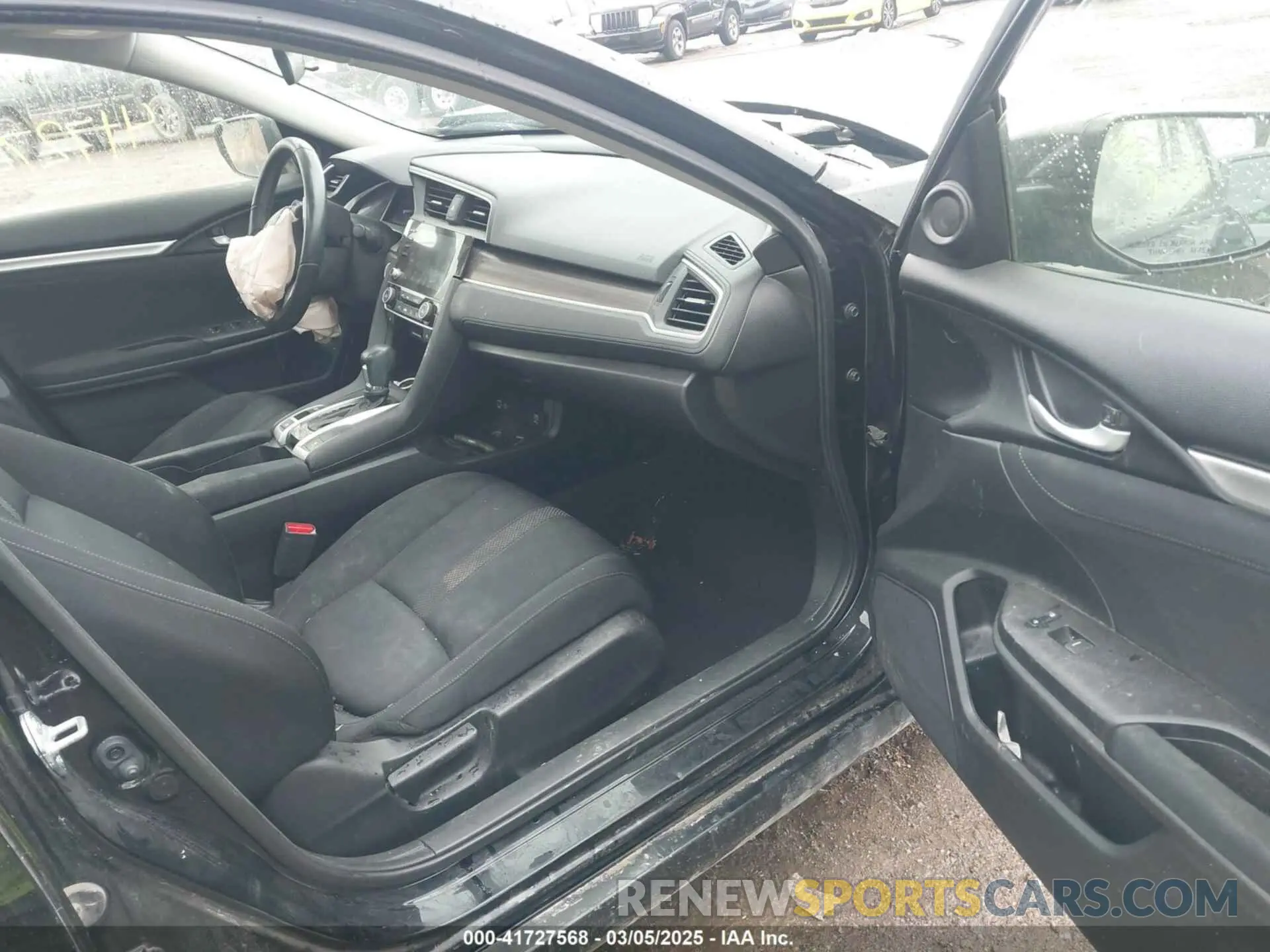 5 Photograph of a damaged car JHMFC1F32KX001734 HONDA CIVIC 2019