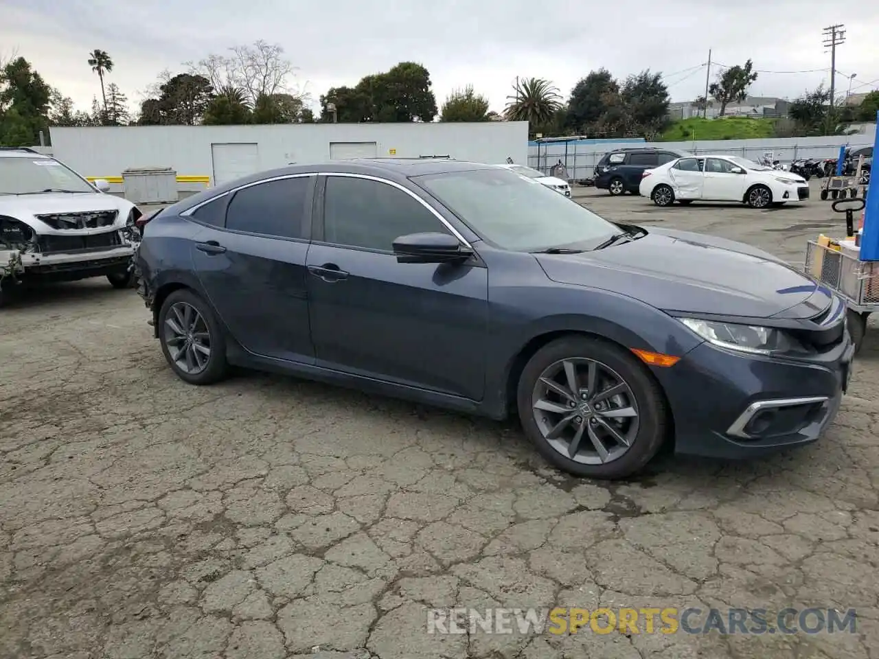 4 Photograph of a damaged car JHMFC1F34KX006708 HONDA CIVIC 2019