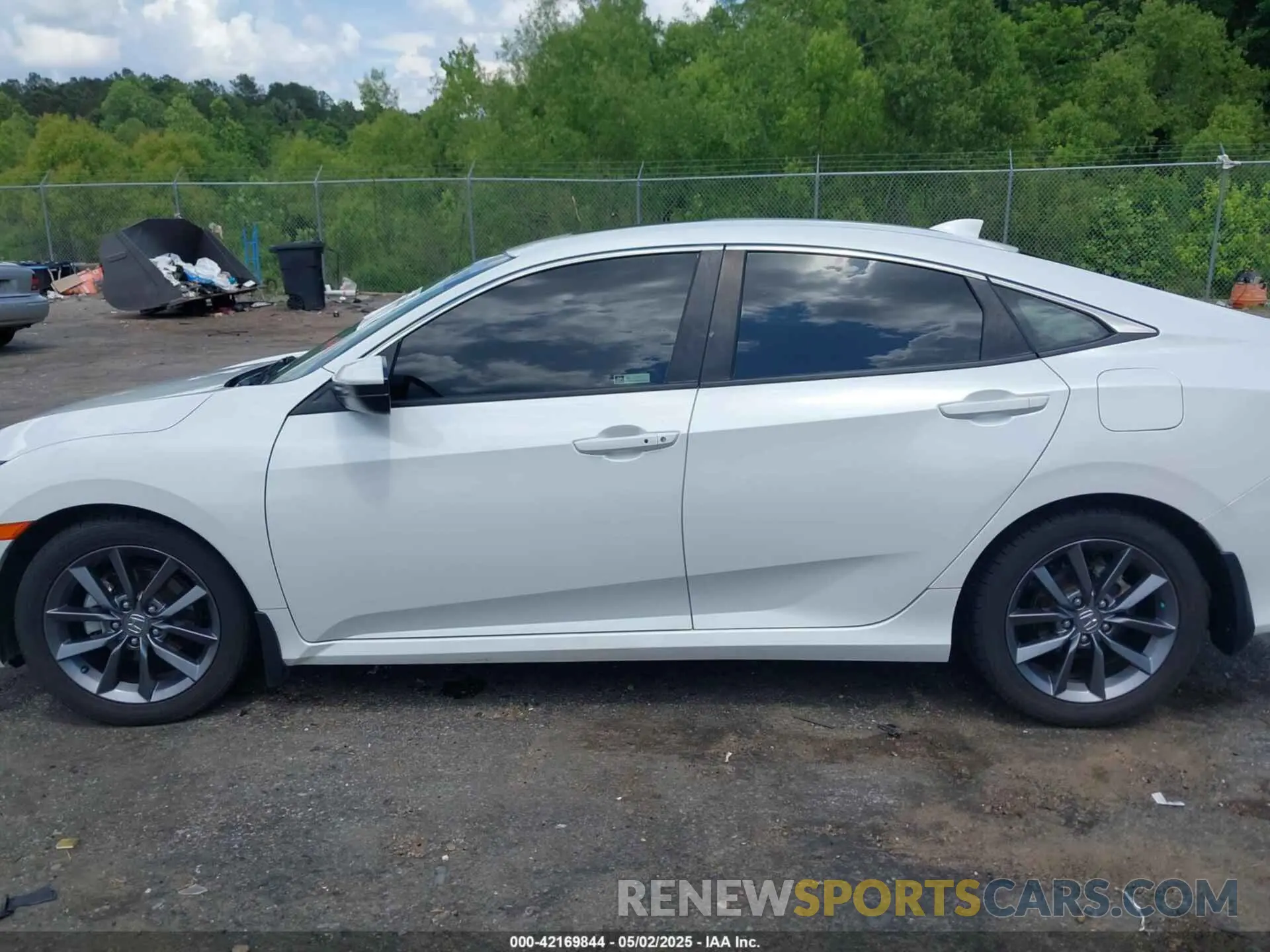 14 Photograph of a damaged car JHMFC1F36KX004037 HONDA CIVIC 2019