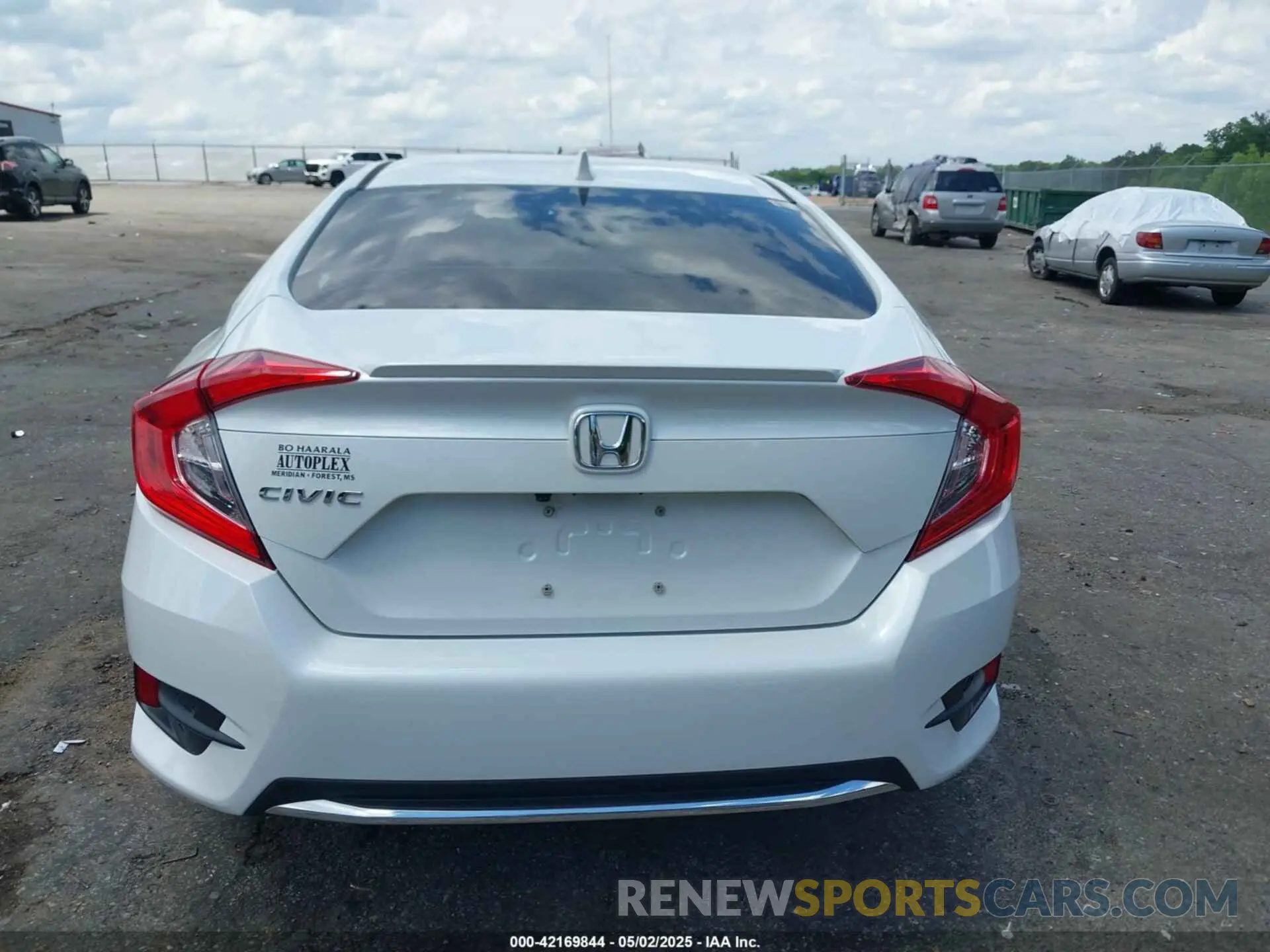 16 Photograph of a damaged car JHMFC1F36KX004037 HONDA CIVIC 2019