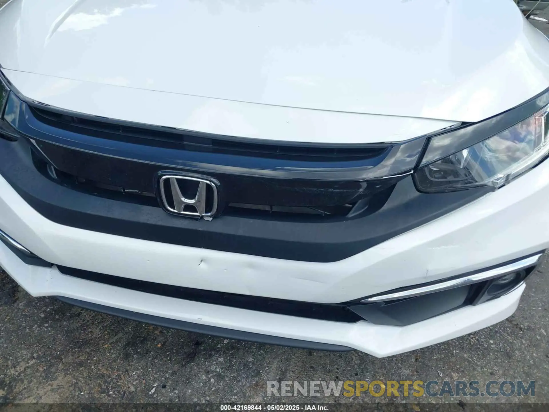 17 Photograph of a damaged car JHMFC1F36KX004037 HONDA CIVIC 2019