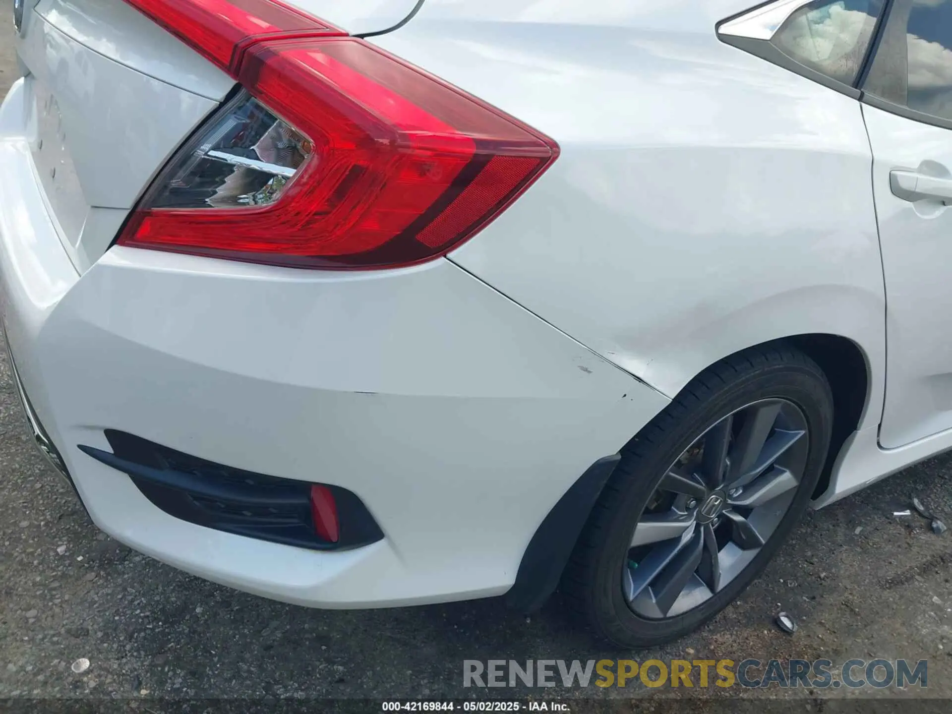 6 Photograph of a damaged car JHMFC1F36KX004037 HONDA CIVIC 2019