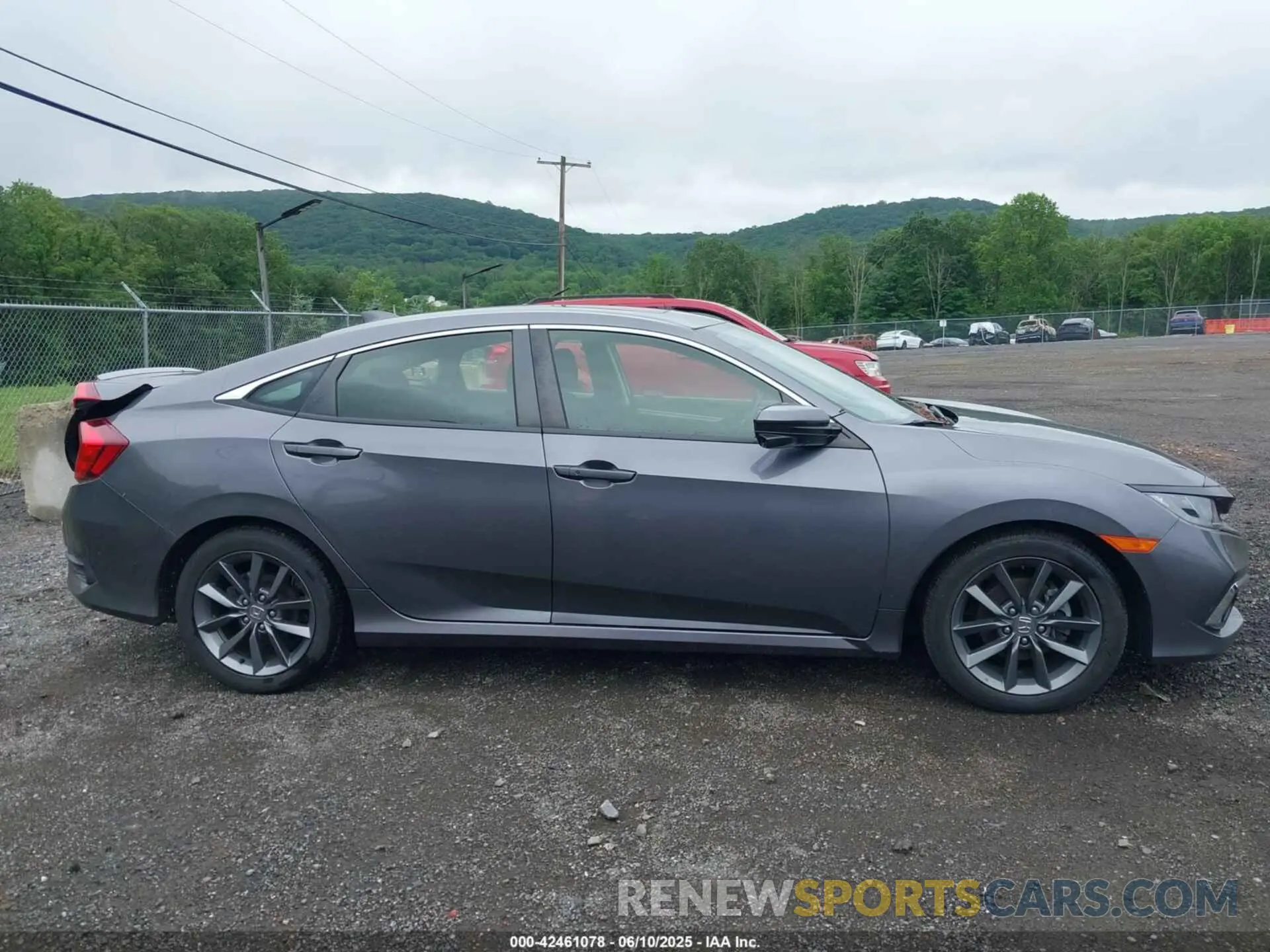 14 Photograph of a damaged car JHMFC1F36KX006340 HONDA CIVIC 2019